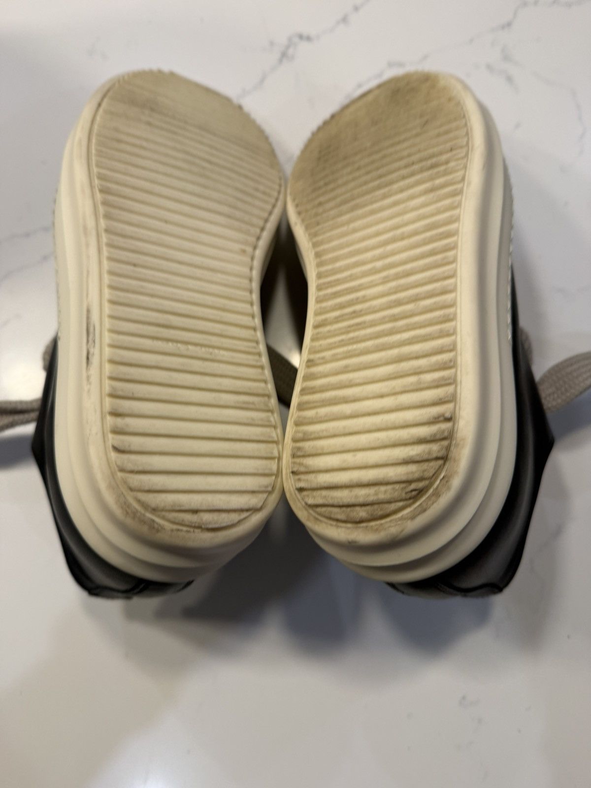 Rick Owens RICK OWENS JUMBOLACE LOW SNEAKER ‘BLACK MILK’ Size US 10 / EU 43 - 6 Thumbnail