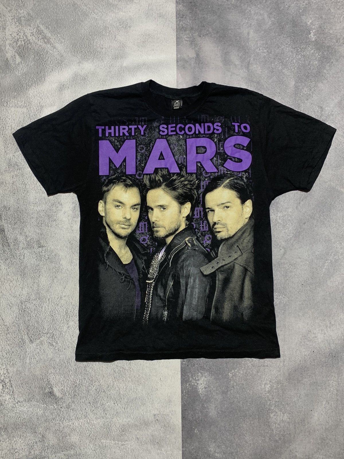 Band Tees × Vintage Vintage Y2K Thirty Seconds To Mars band tee Big Logo size M Size US M / EU 48-50 / 2 - 1 Thumbnail