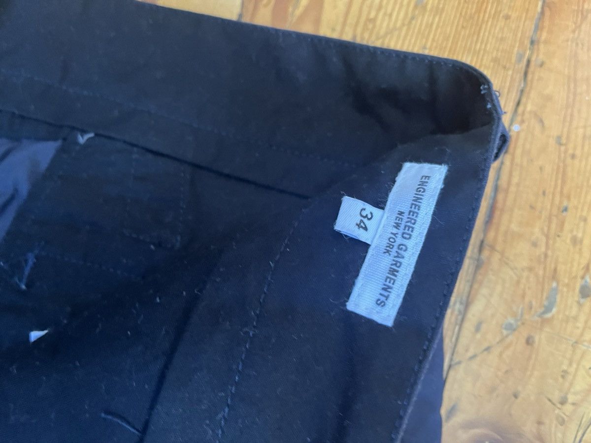 Engineered Garments Navy shorts cuffed with back tightener Size US 34 / EU 50 - 4 Thumbnail