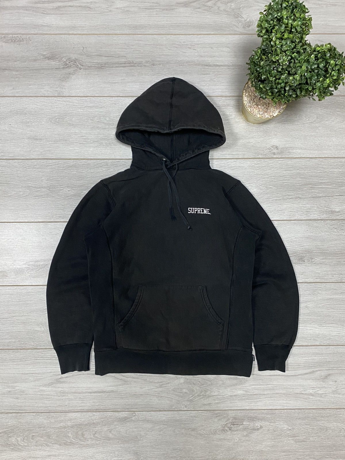 Supreme Supreme Ruff Ryder big R logo Size US M / EU 48-50 / 2 - 3 Thumbnail