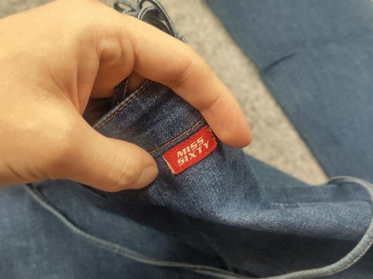 Miss Sixty Vintage Y2K Miss Sixty Low Bootcut drawstring Denim Jeans Size 28" / US 6 / IT 42 - 15 Thumbnail