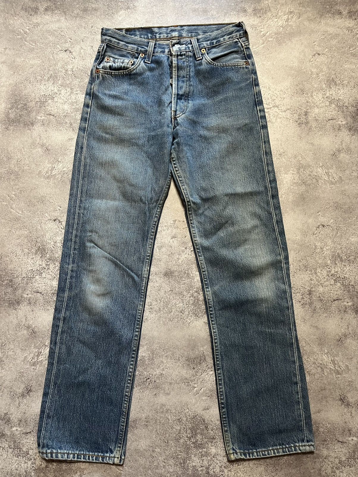 Levi's Vintage Levi’s women’s 501 denim jeans Size 29" - 2 Thumbnail