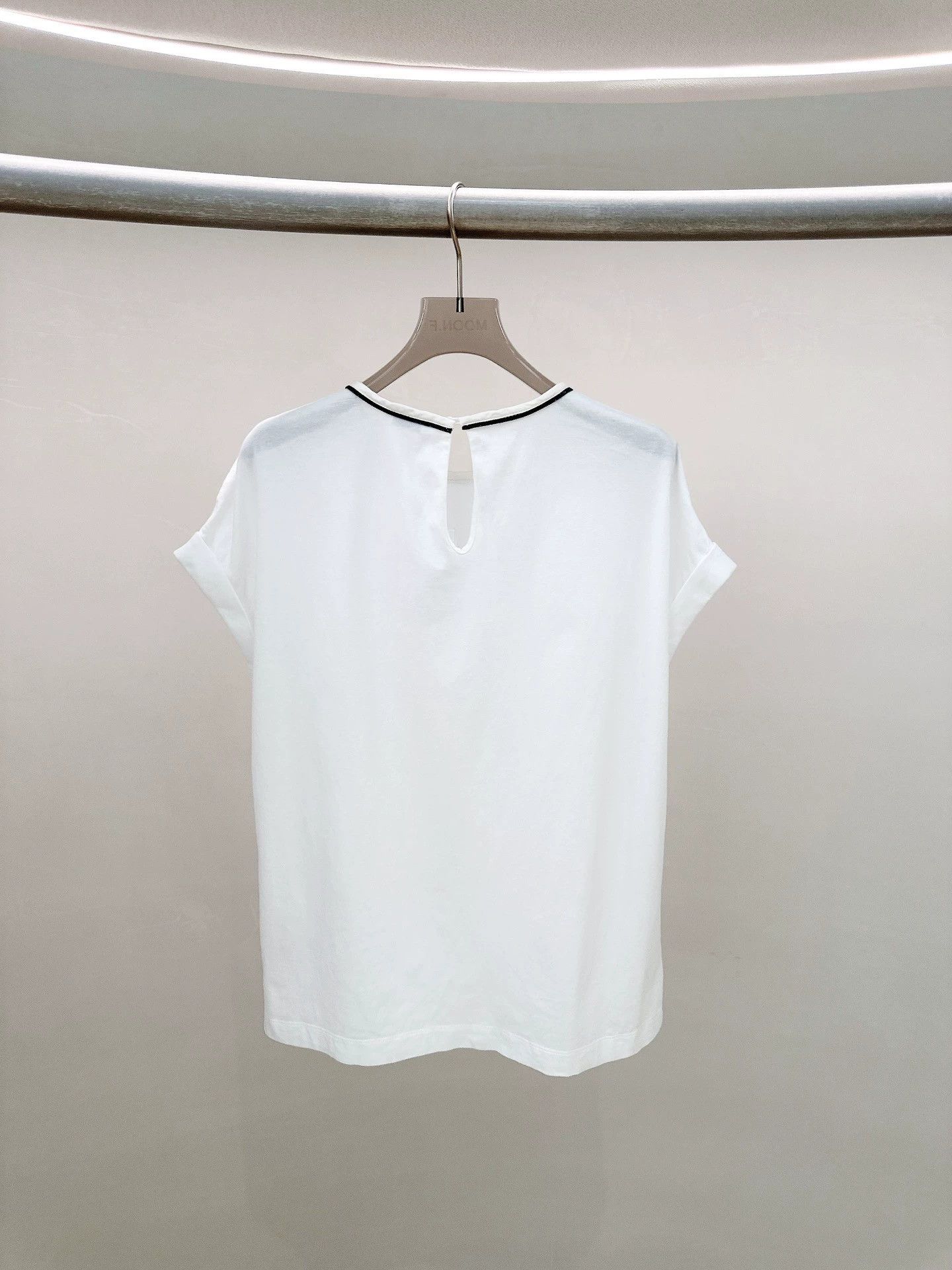 Brunello Cucinelli Brunello Cucinelli White Beaded T-shirt Size S Size S / US 4 / IT 40 - 2 Thumbnail