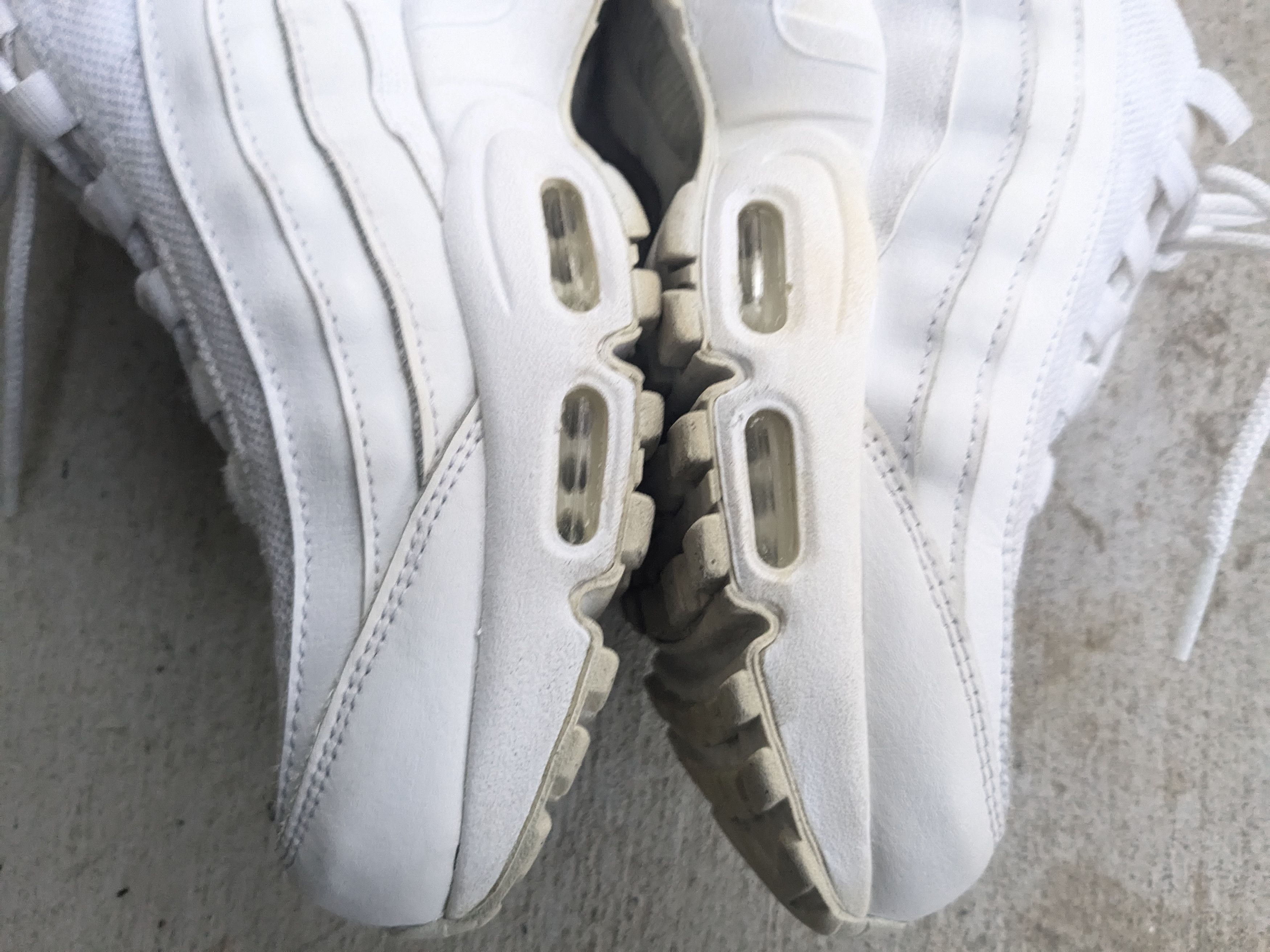 Nike Nike Air Max 95 Recraft GS ‘Triple White’ 7Y CJ3906-100 Size US 7 / EU 40 - 6 Thumbnail
