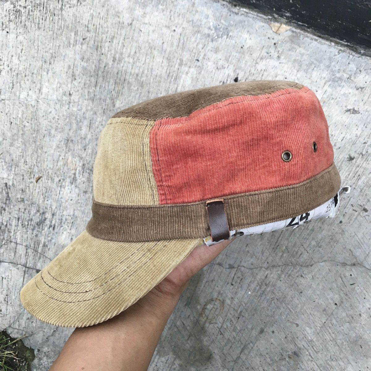 Global Work × Japanese Brand patrol hat three tone with leather adjust by global work Size ONE SIZE - 2 Thumbnail