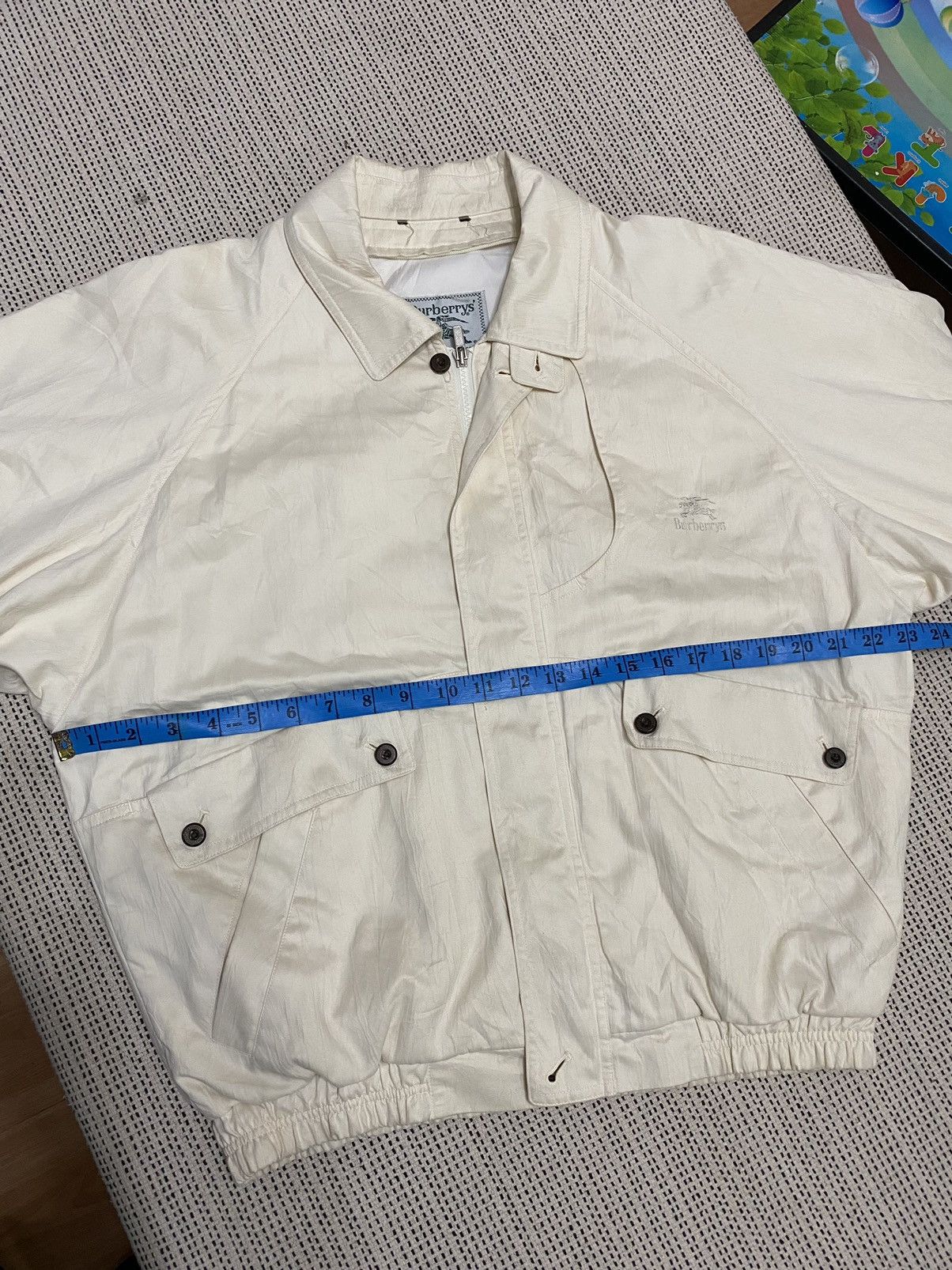 Burberry × Vintage 80s BURBERRY MEN’S CREM BOMBER JACKET Size US M / EU 48-50 / 2 - 14 Thumbnail