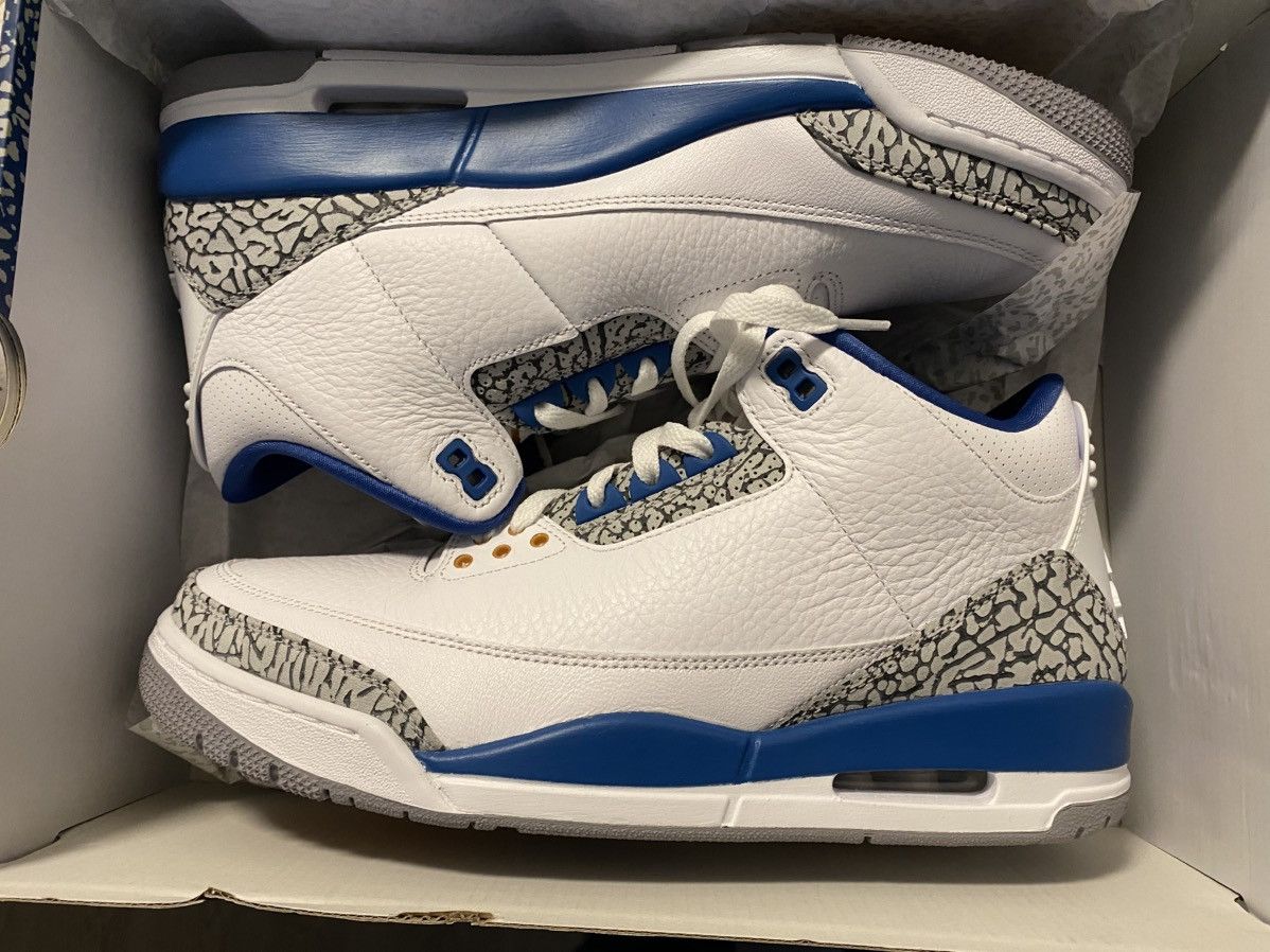 Nike Jordan 3 Wizards - Size 11 Size US 11 / EU 44 - 2 Thumbnail