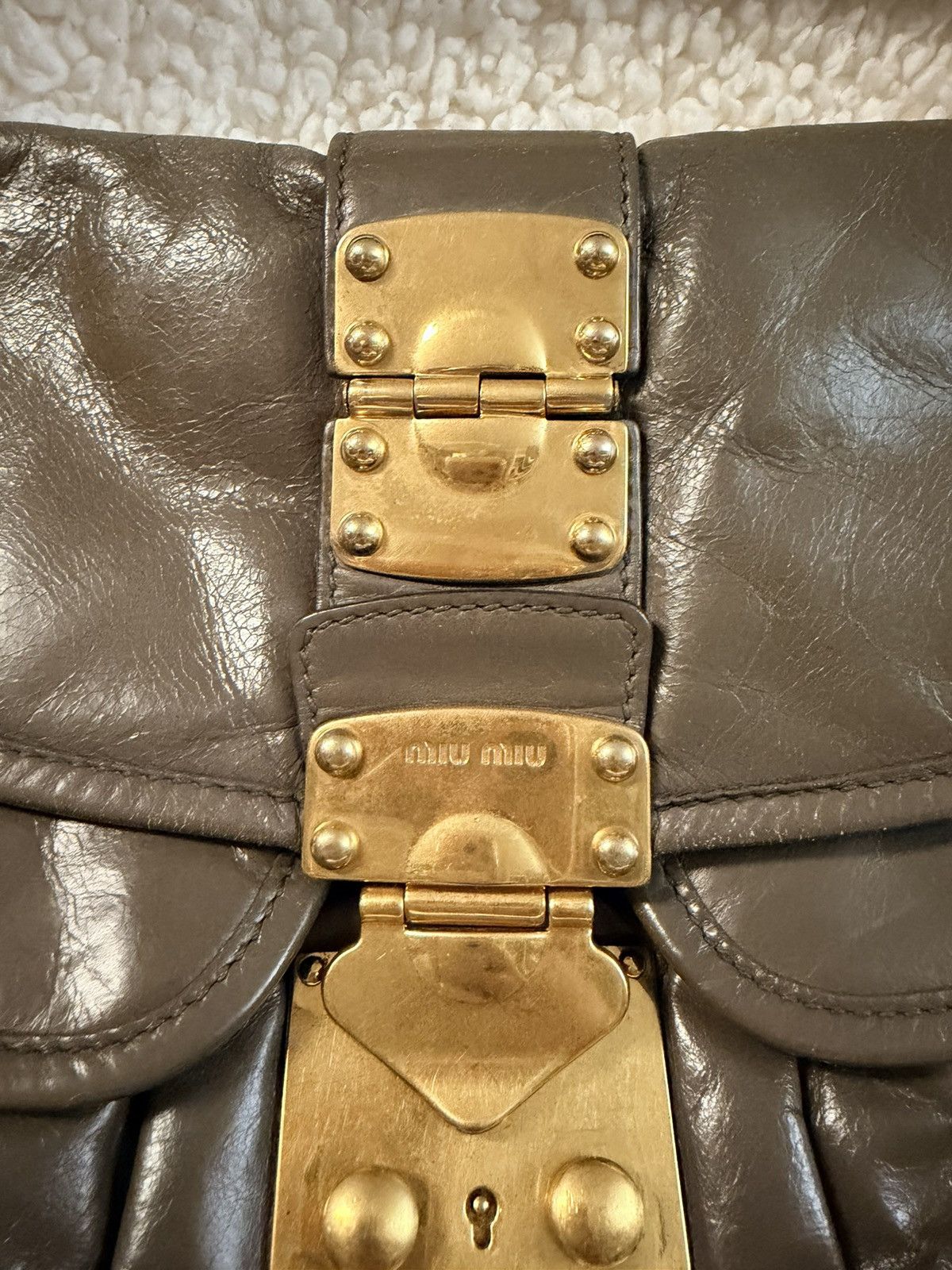 Miu Miu Miu Miu Matelasse Leather Coffer Hobo Size ONE SIZE - 3 Thumbnail