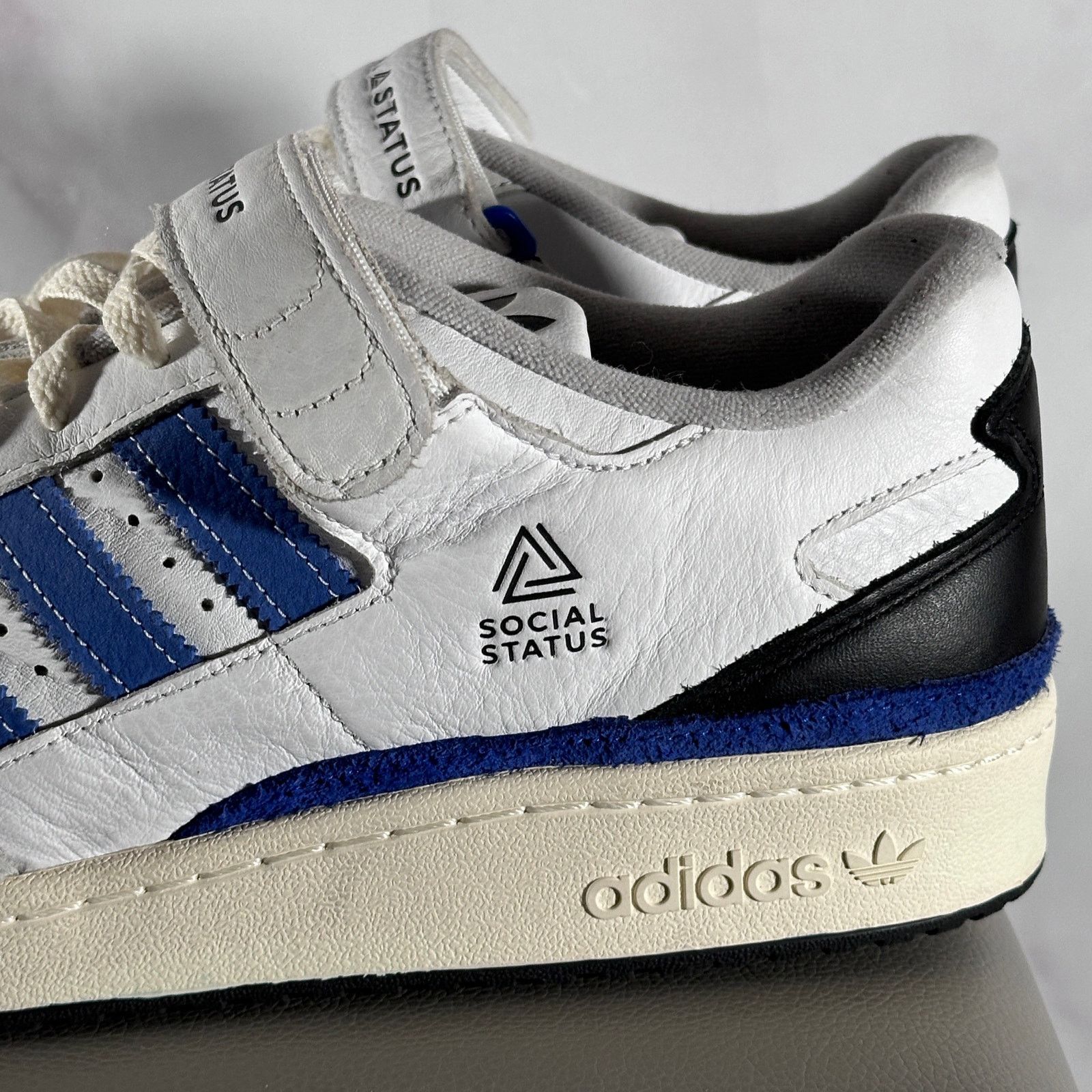 Adidas Consortium Forum Low 1/500 Size US 14 / EU 47 - 3 Thumbnail
