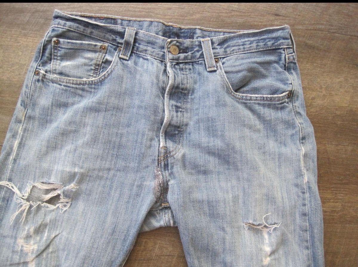 Levi's Vintage Levi 501 Size US 33 - 2 Thumbnail