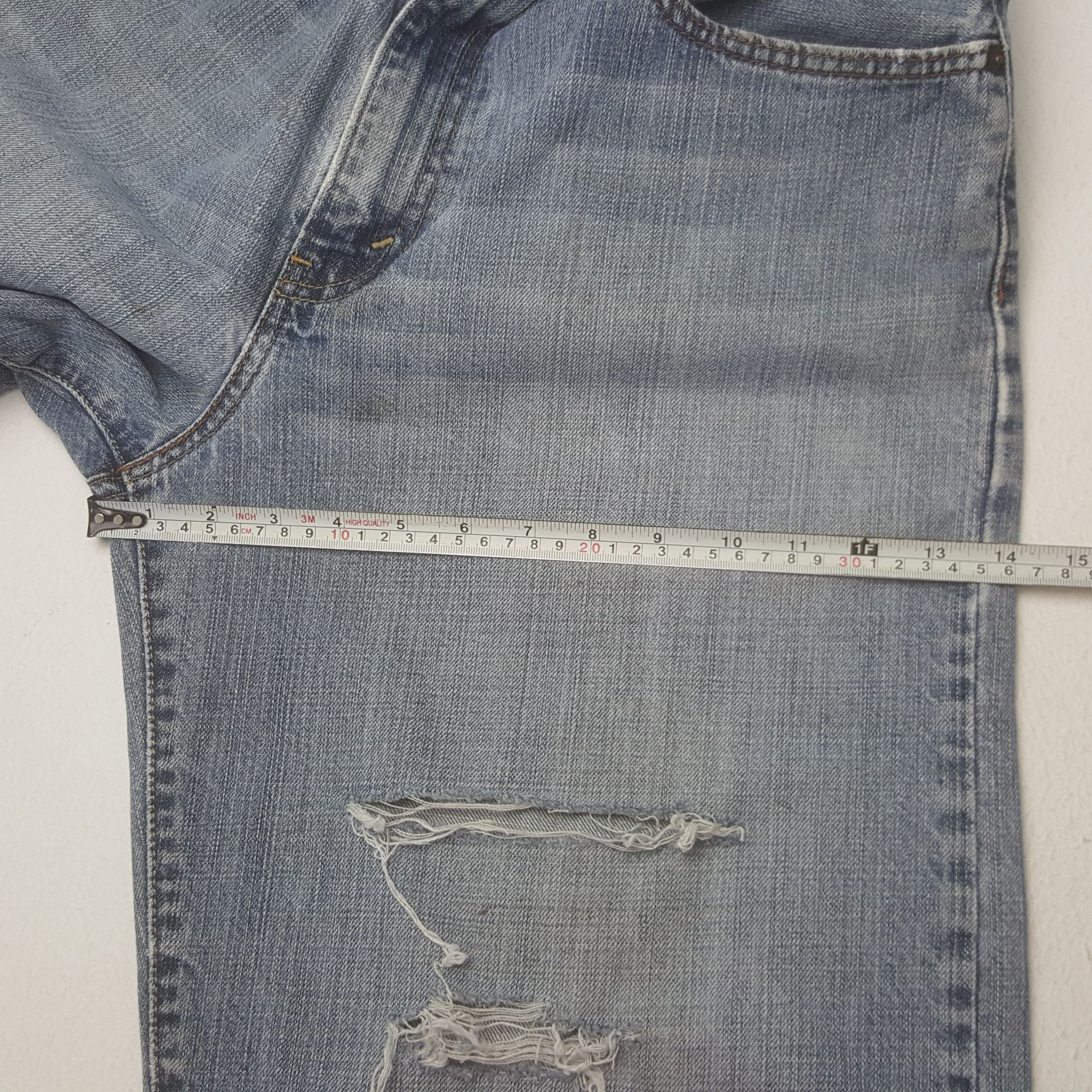 Levi's × Vintage Vintage Levi's 569 American Distressed Short Denim Jorst Size US 35 - 7 Thumbnail