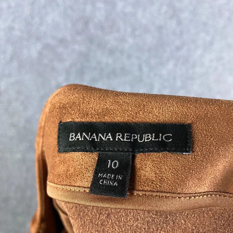Banana Republic Banana Republic Skirt Size 10 Mini Suede Adults 30" Waist Size 32" / US 10 / IT 46 - 5 Thumbnail