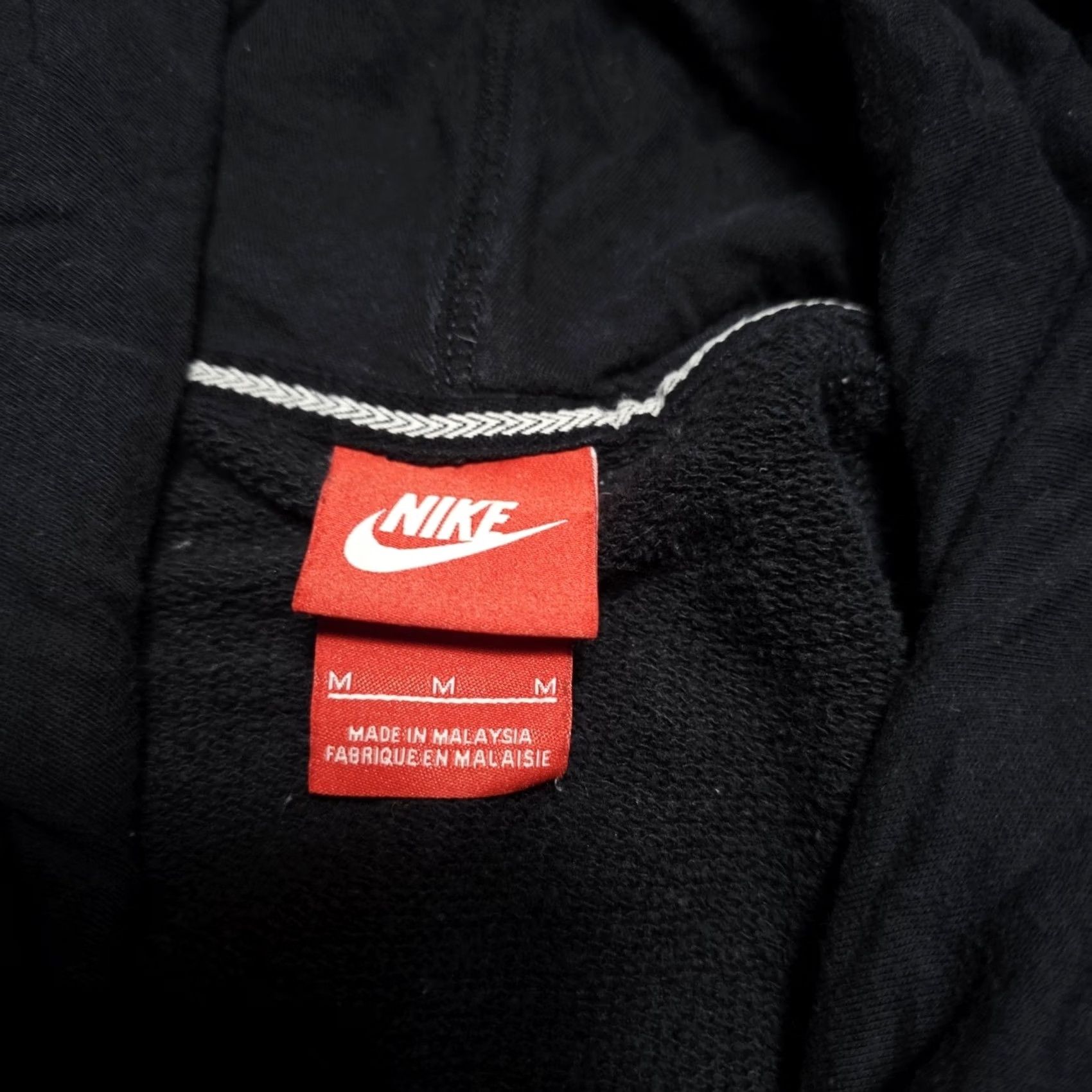Nike Nike Black Pullover Hoodie Cowl Cross Neck Sweatshirt Women’s Medium Size M / US 6-8 / IT 42-44 - 7 Thumbnail