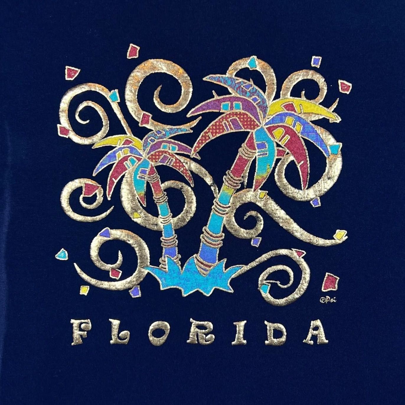 Gildan Gildan T-Shirt Navy Blue Florida Souvenir embossed graphic front Large Mens 21" Pit to Pit 31" Length 9" Shoulder to Cuff 11052 Size US L / EU 52-54 / 3 - 2 Thumbnail