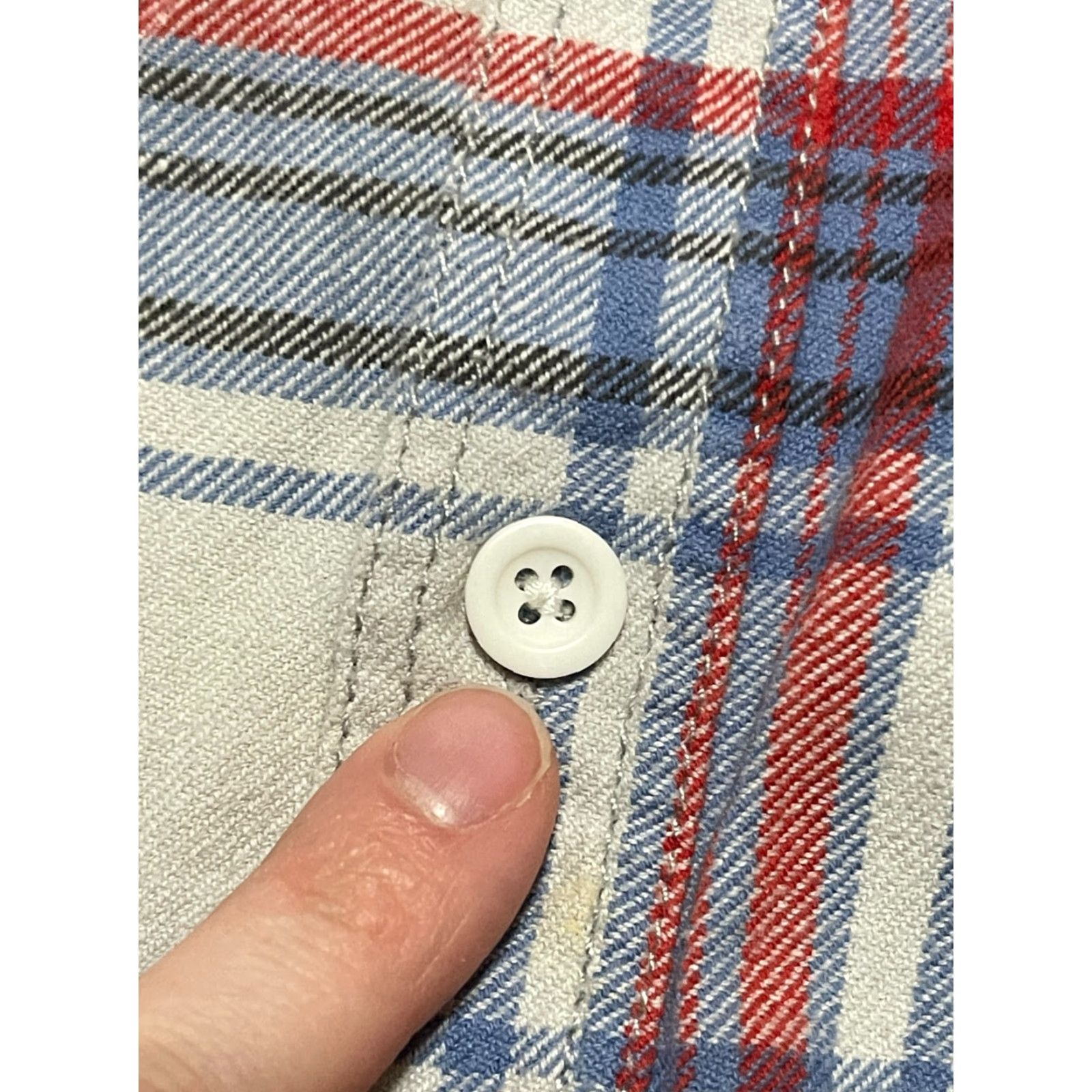Vintage On The Byas Shirt Mens Small Red Blue White Plaid Button Up Long Sleeve Size US S / EU 44-46 / 1 - 5 Thumbnail