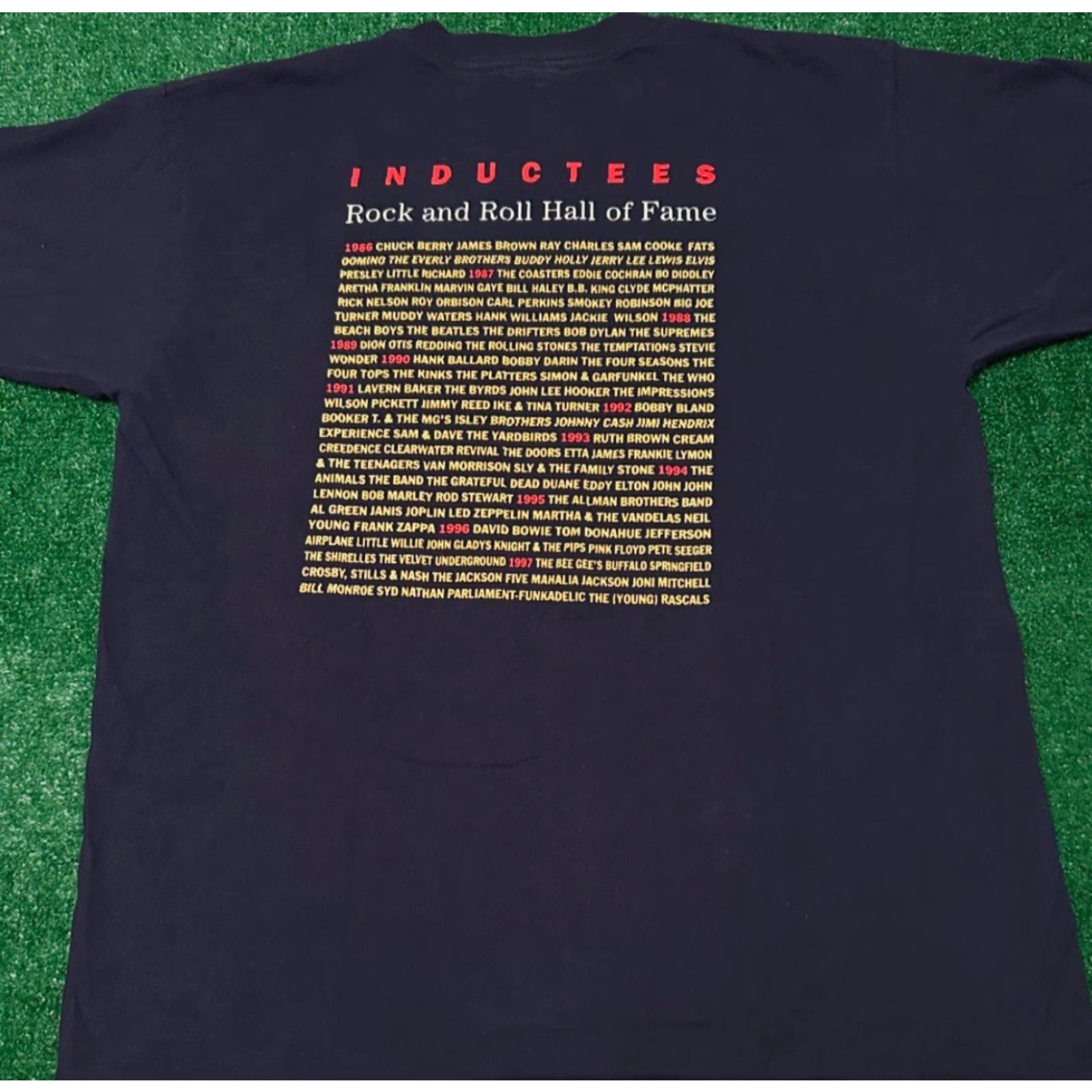 Vintage VINTAGE 90s Rock And Roll Hall Of Fame 1997 Inductees List VTG Shirt Mens Large Blue T-Shirt Cronies Men L Rock Music 90s Mens Size US L / EU 52-54 / 3 - 2 Thumbnail