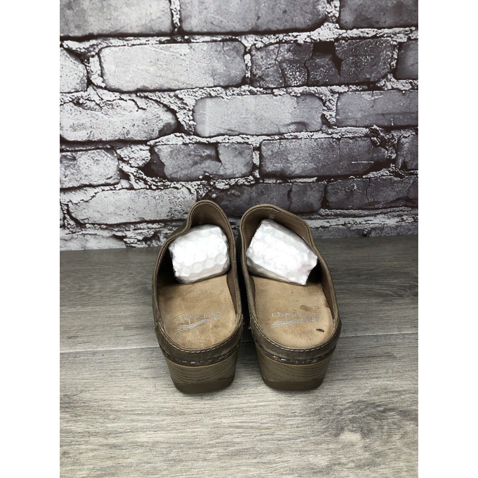 Other Dansko Brown Leather Round Toe Mule Pumps Heel Clogs Shoes Size US 6 / IT 36 - 15 Thumbnail
