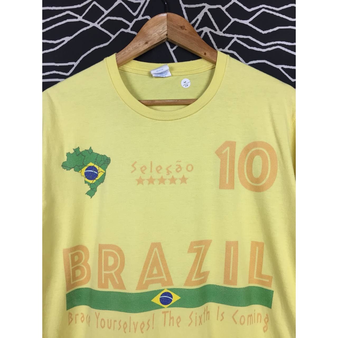 Vintage Vtg Brazil Selecao Brace Yourself The Sixth is Coming Tee Size US M / EU 48-50 / 2 - 3 Thumbnail