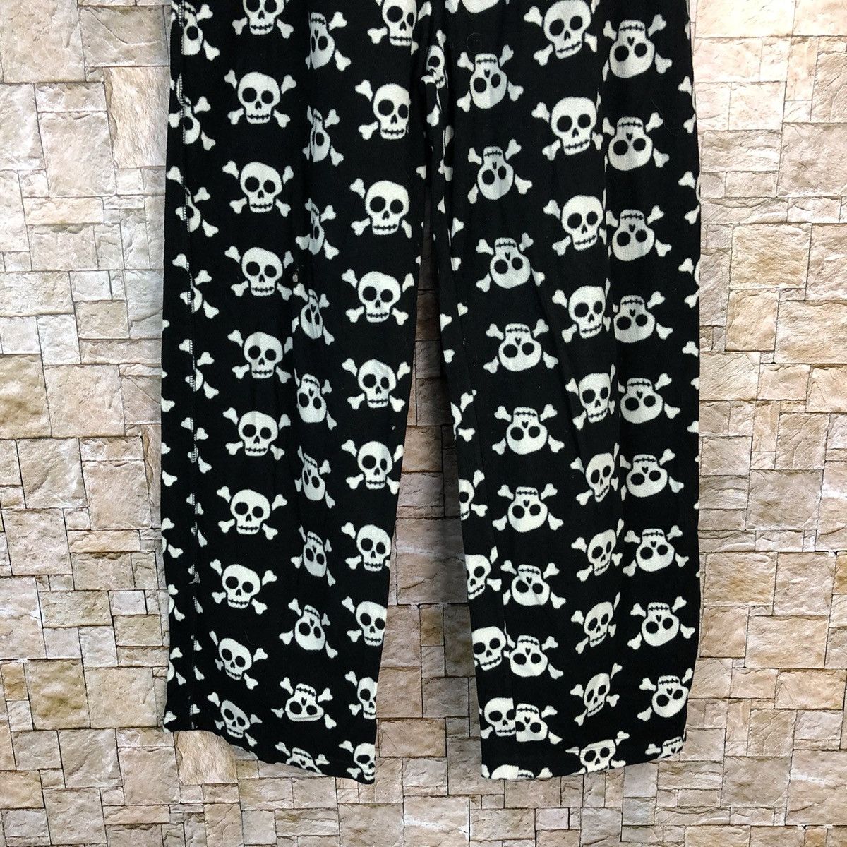 Japanese Brand Chrokee Black Skulls sleepwear Joggers Pants #A605 Size 28" / US 6 / IT 42 - 6 Thumbnail