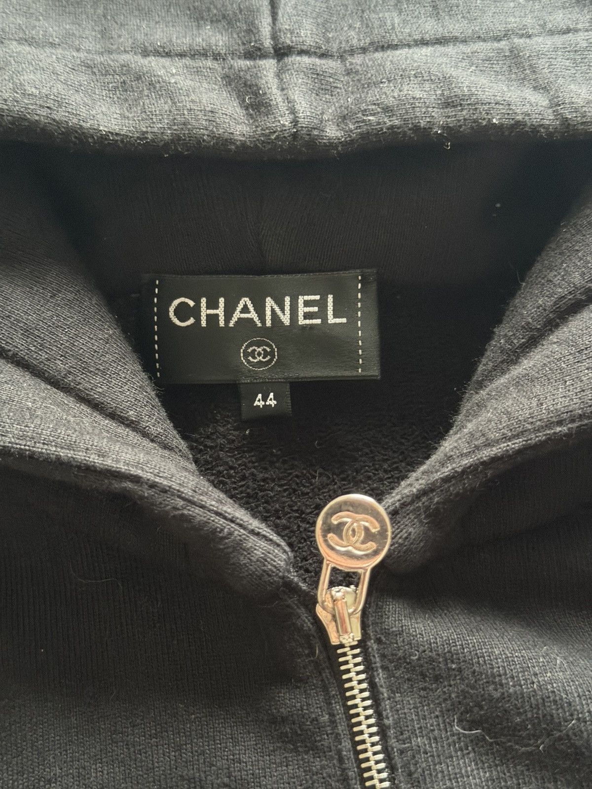 Chanel Chanel hoodie robot sleeved Size US S / EU 44-46 / 1 - 5 Thumbnail
