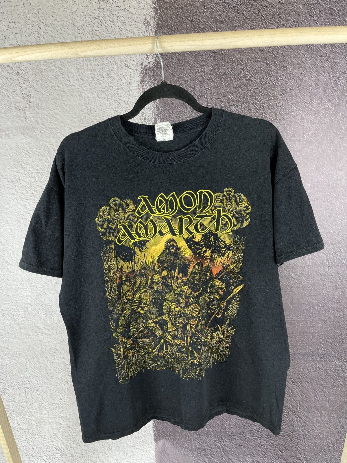 Anvil Anvil vintage 2011 Amon Amarth band tee shirt rock Size US L / EU 52-54 / 3 - 2 Thumbnail