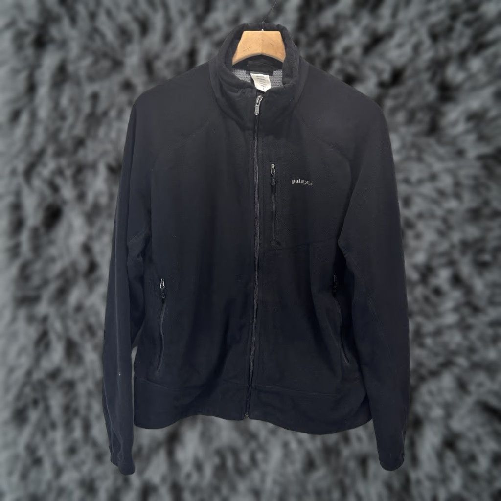 Patagonia Vtg Patagonia R4 Fleece Jacket Sz Large Men’s Black Full Zip Made USA READ Size US L / EU 52-54 / 3 - 1 Thumbnail