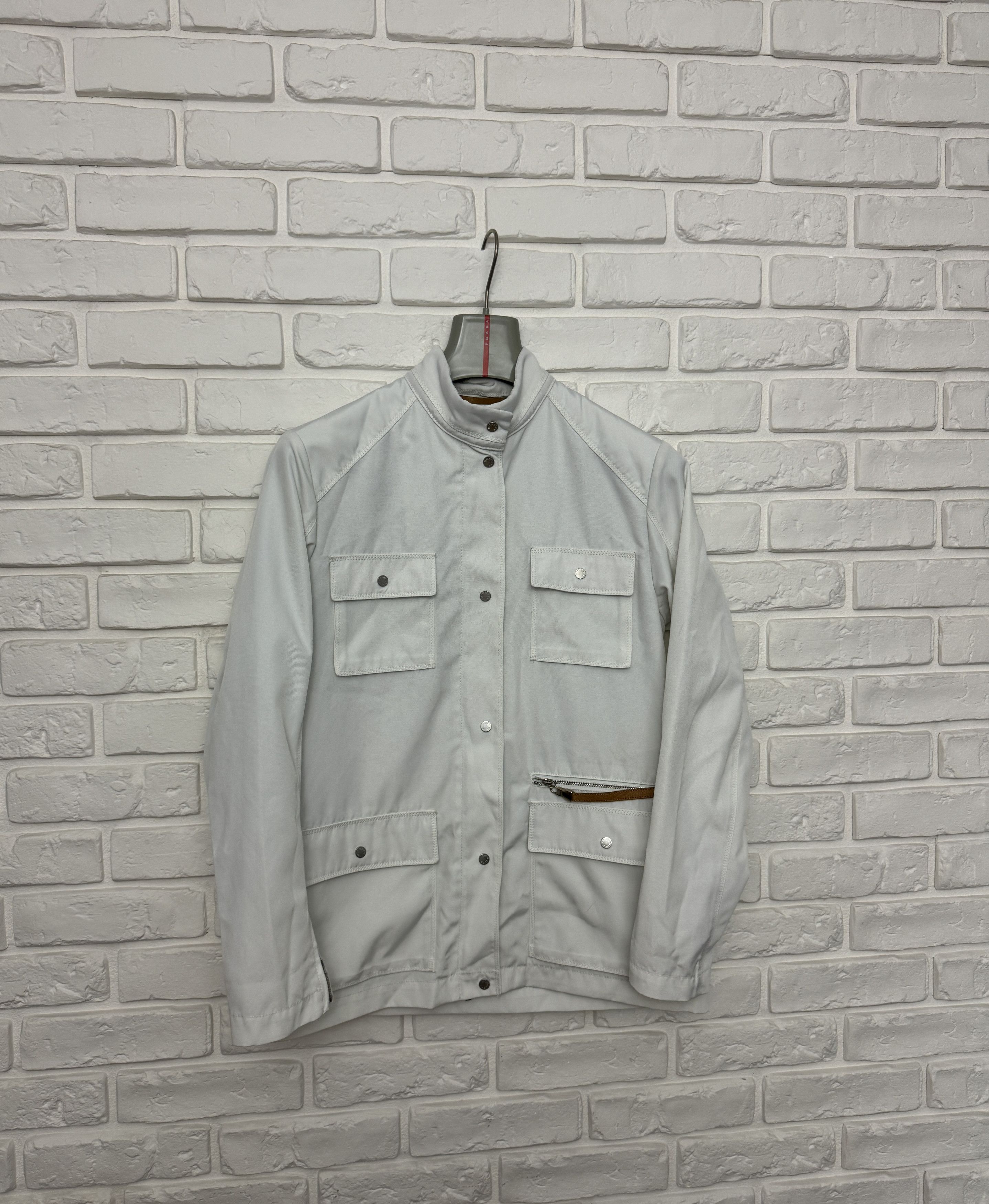 Moncler Moncler Light Jacket Zip Size 2 White Solid Size US S / EU 44-46 / 1 - 2 Thumbnail
