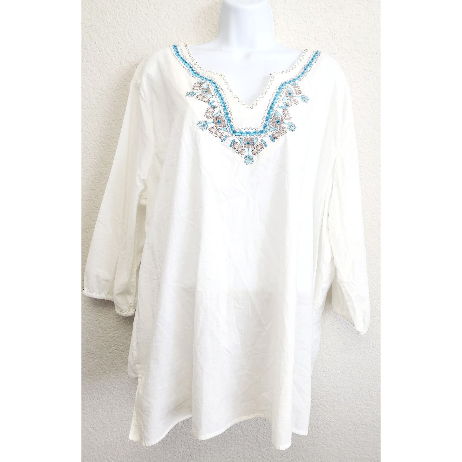Other Victoria Jones Cream Embroidered Peasant Top 2X Plus NWOTS Size XXL / US 16-18 / IT 52-54 - 1 Thumbnail