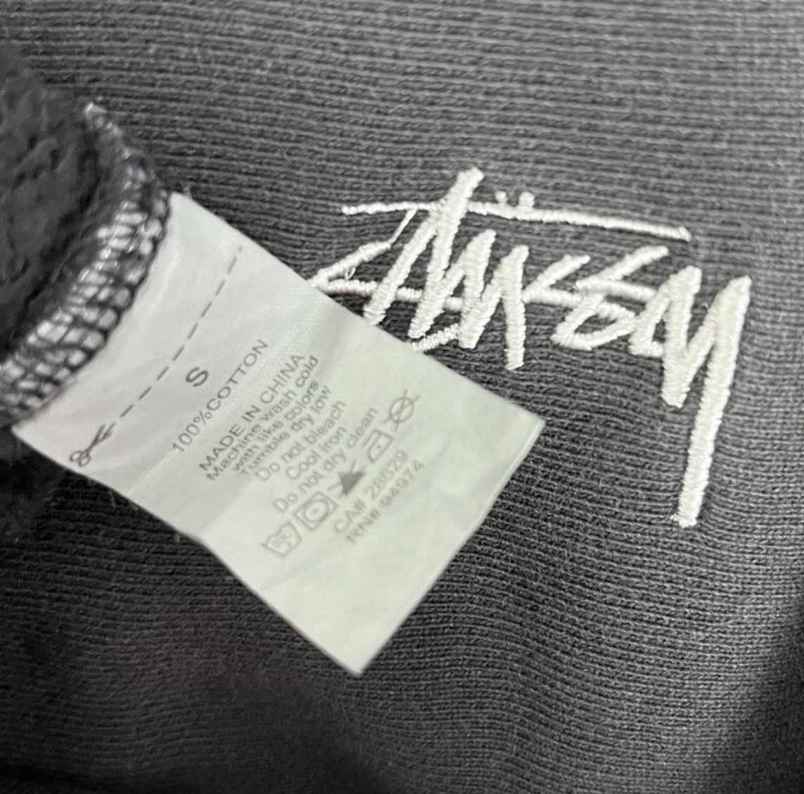 Stussy Stussy Plain Small Embroidery Logo Sweatshirt Size US S / EU 44-46 / 1 - 6 Thumbnail