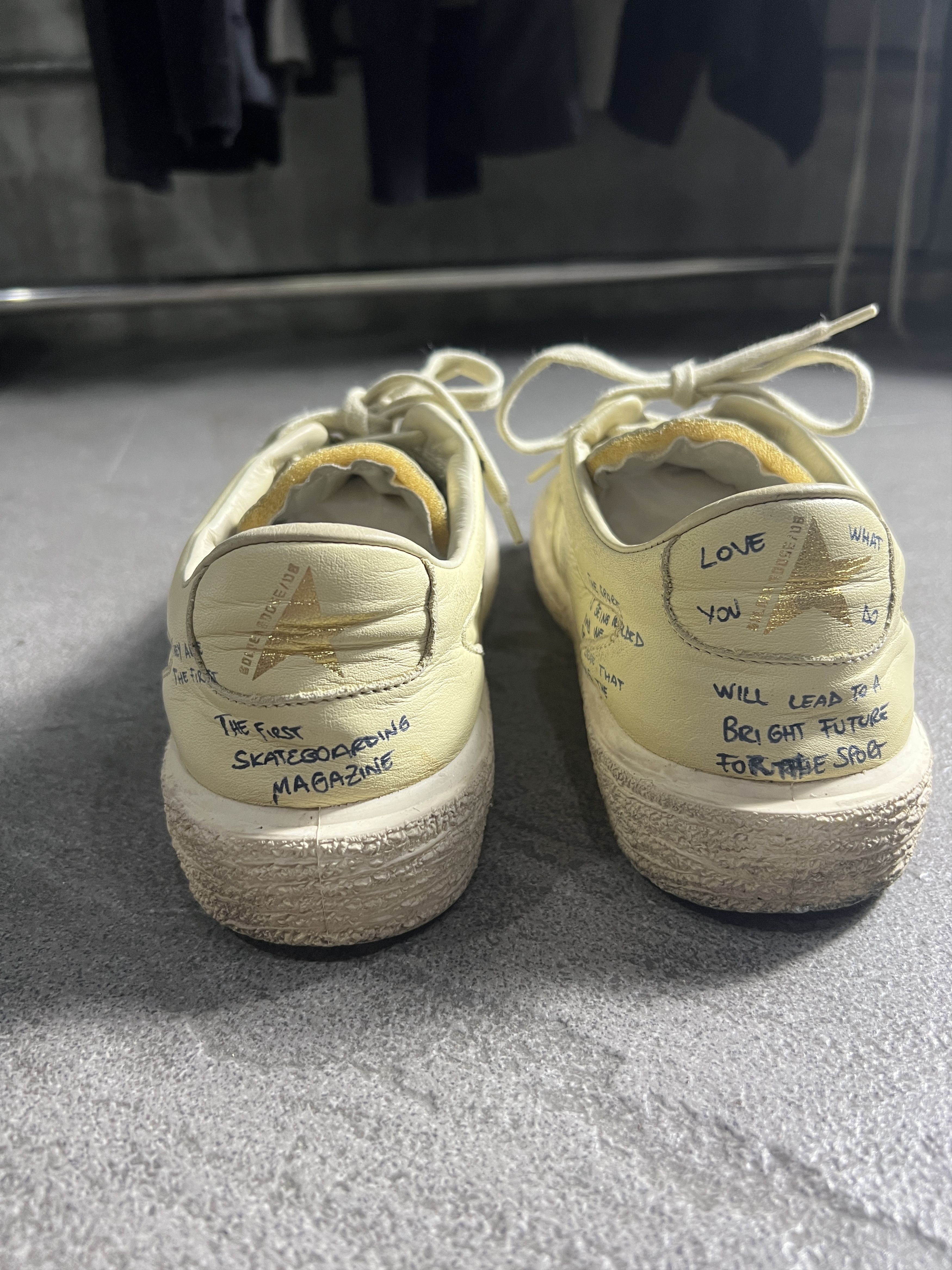 Golden Goose Golden Goose VCE Scribble Handwritten Leather Sneakers EU39 Size US 9 / IT 39 - 8 Thumbnail