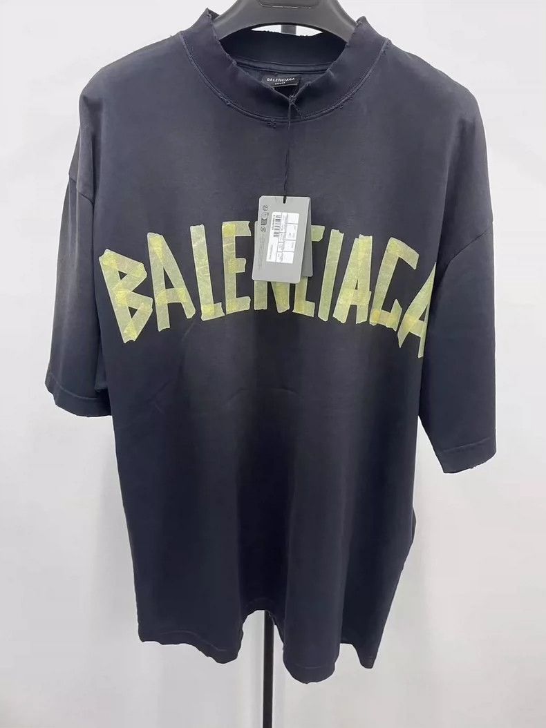 Balenciaga Balenciaga Tape Tape Made Old Short Sleeve T-Shirt Size US XS / EU 42 / 0 - 1 Thumbnail