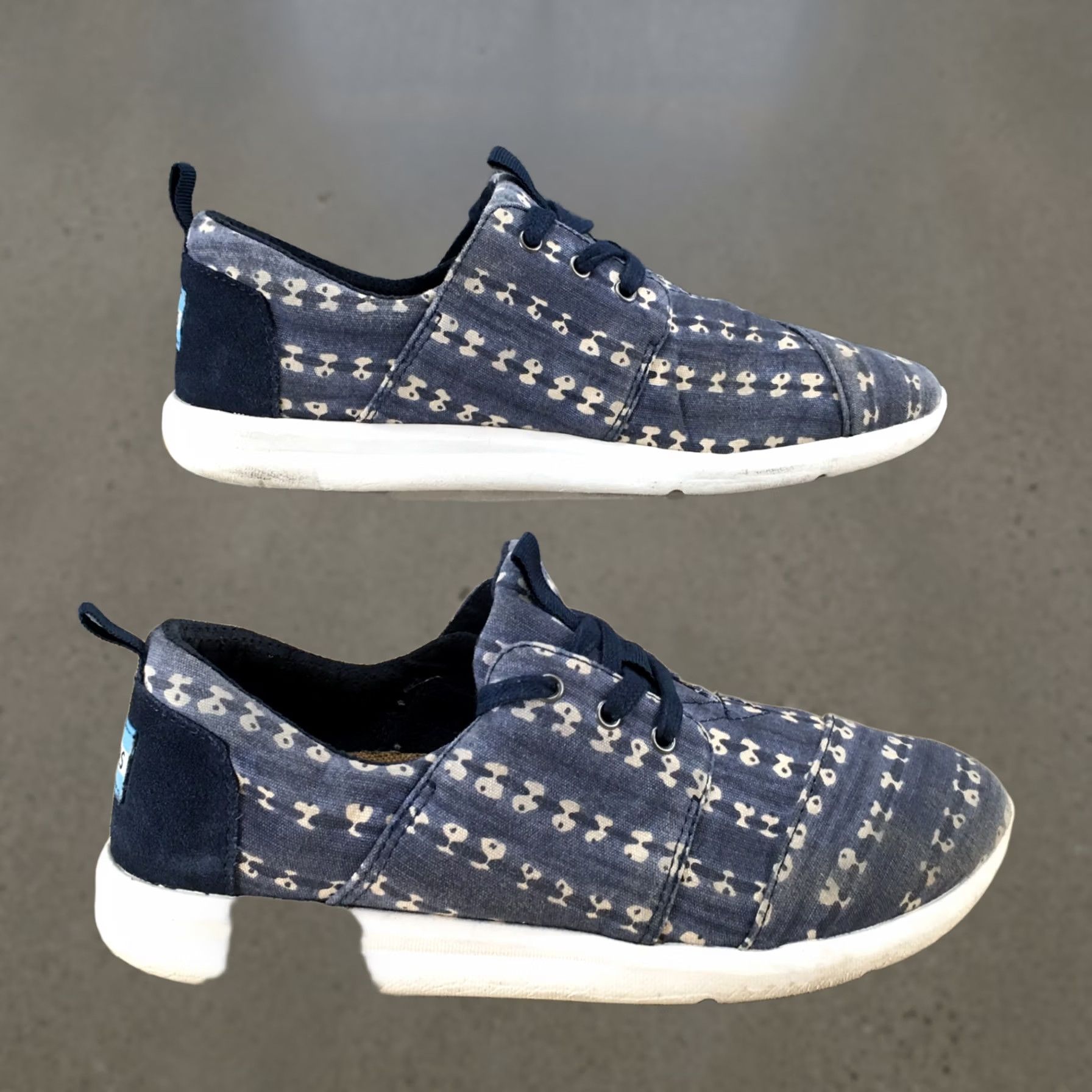 Toms Toms Del Rey Sneakers Womens Shoes 8 Blue Athletic Lace Up Low Top 10010000 Size M / US 6-8 / IT 42-44 - 1 Thumbnail
