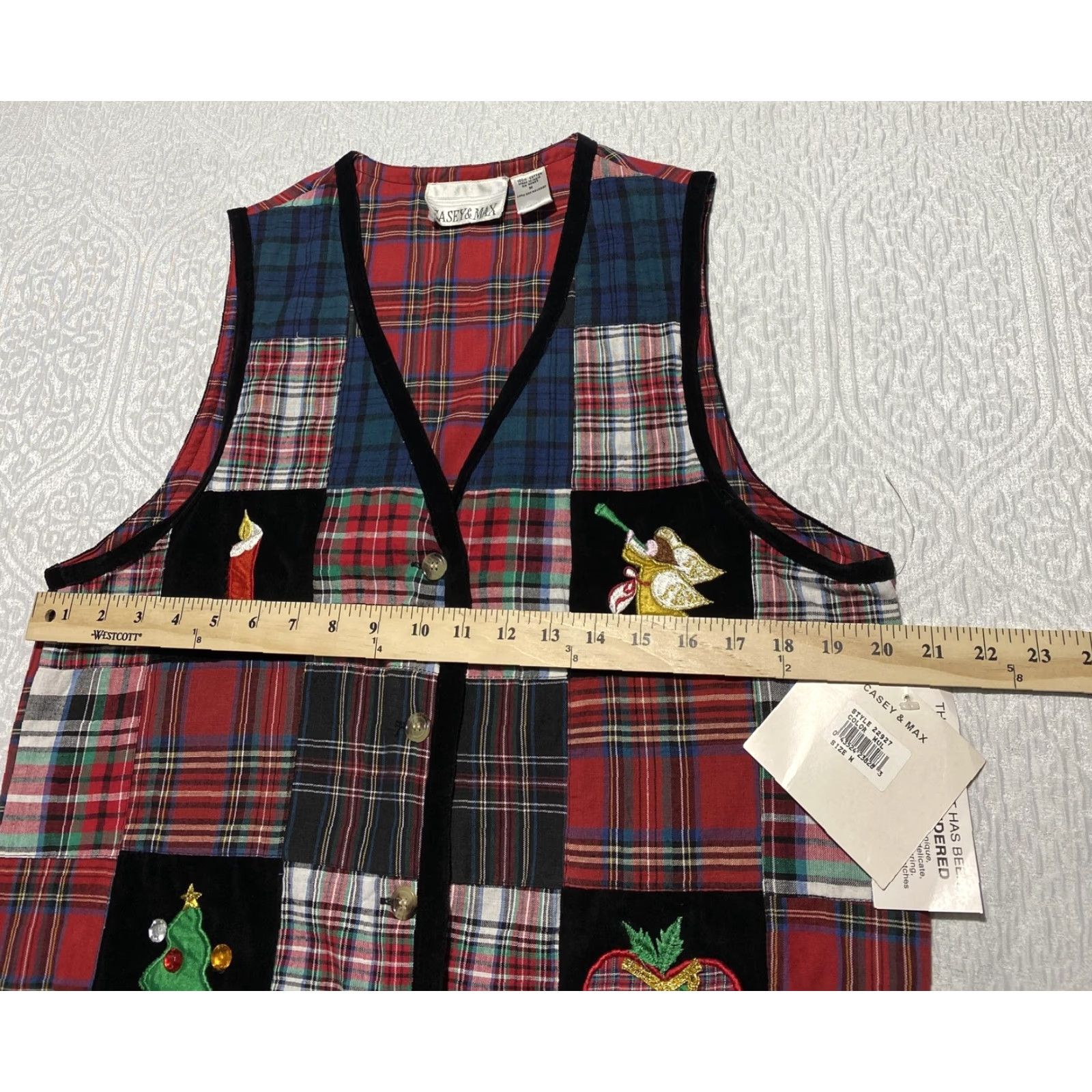 Vintage Casey & Max Vest Womens Medium Red Plaid Patchwork Hand Embroidered Christmas Size M / US 6-8 / IT 42-44 - 7 Thumbnail