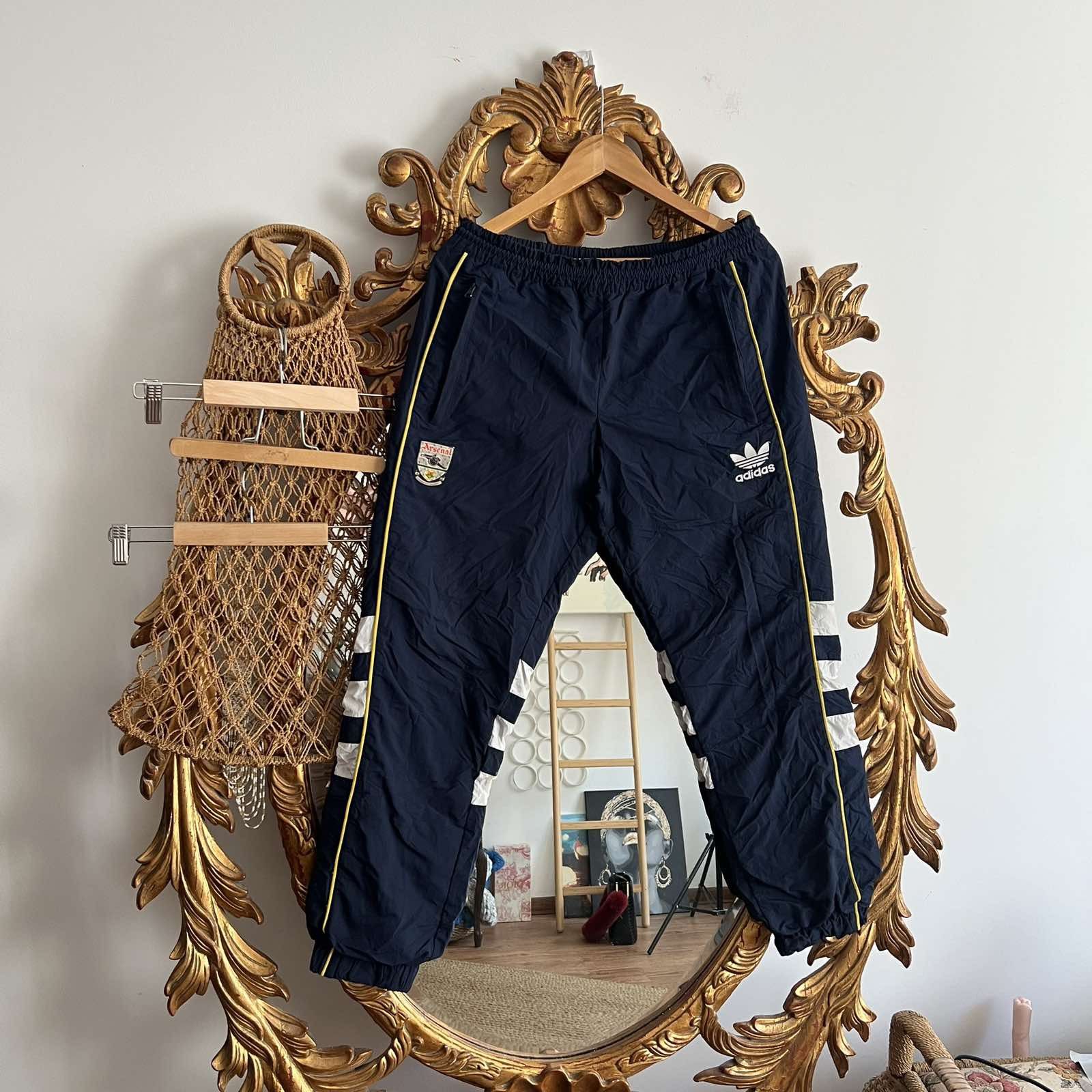 Adidas × Vintage Adidas Arsenal pants sweatpants jogger y2k sport blokecore Size US 34 / EU 50 - 1 Thumbnail