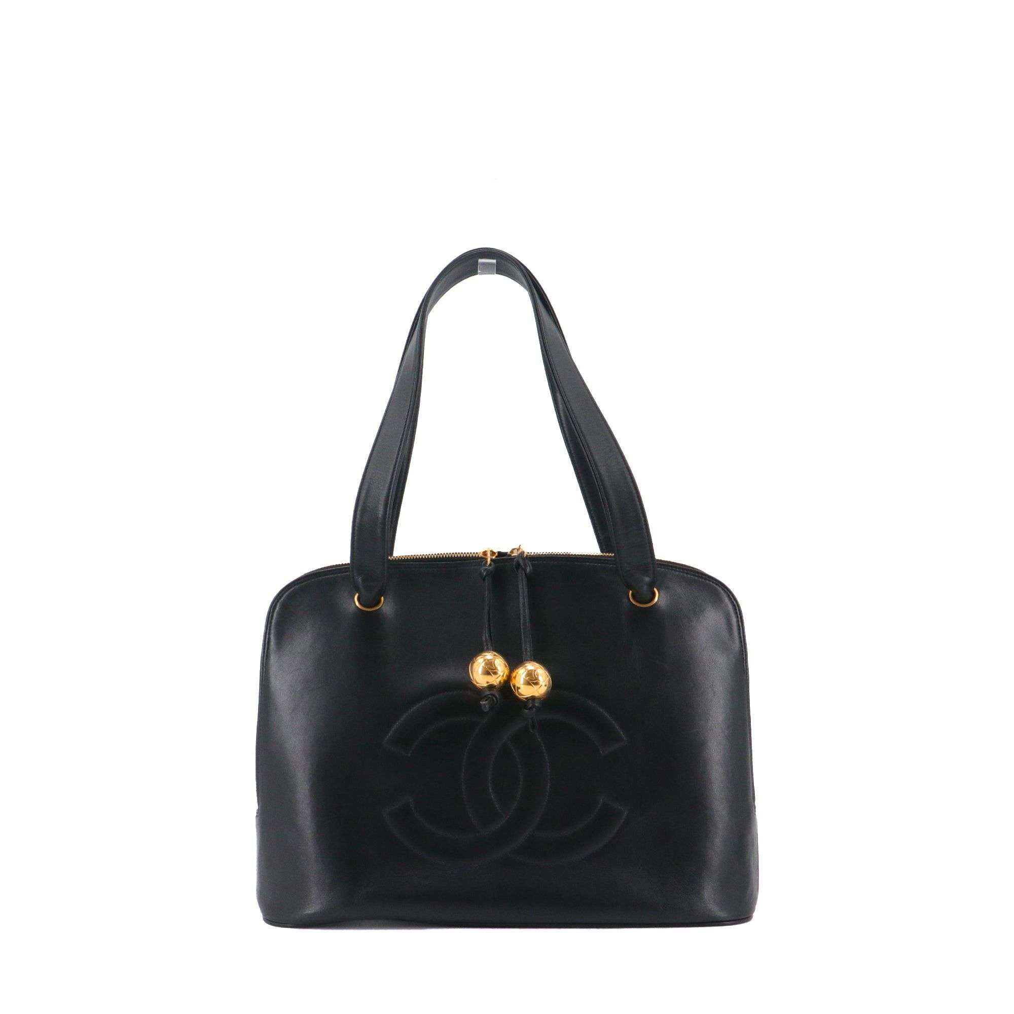 Chanel CHANEL - Chanel Shopping handbag in vintage black smooth leather Size ONE SIZE - 1 Thumbnail