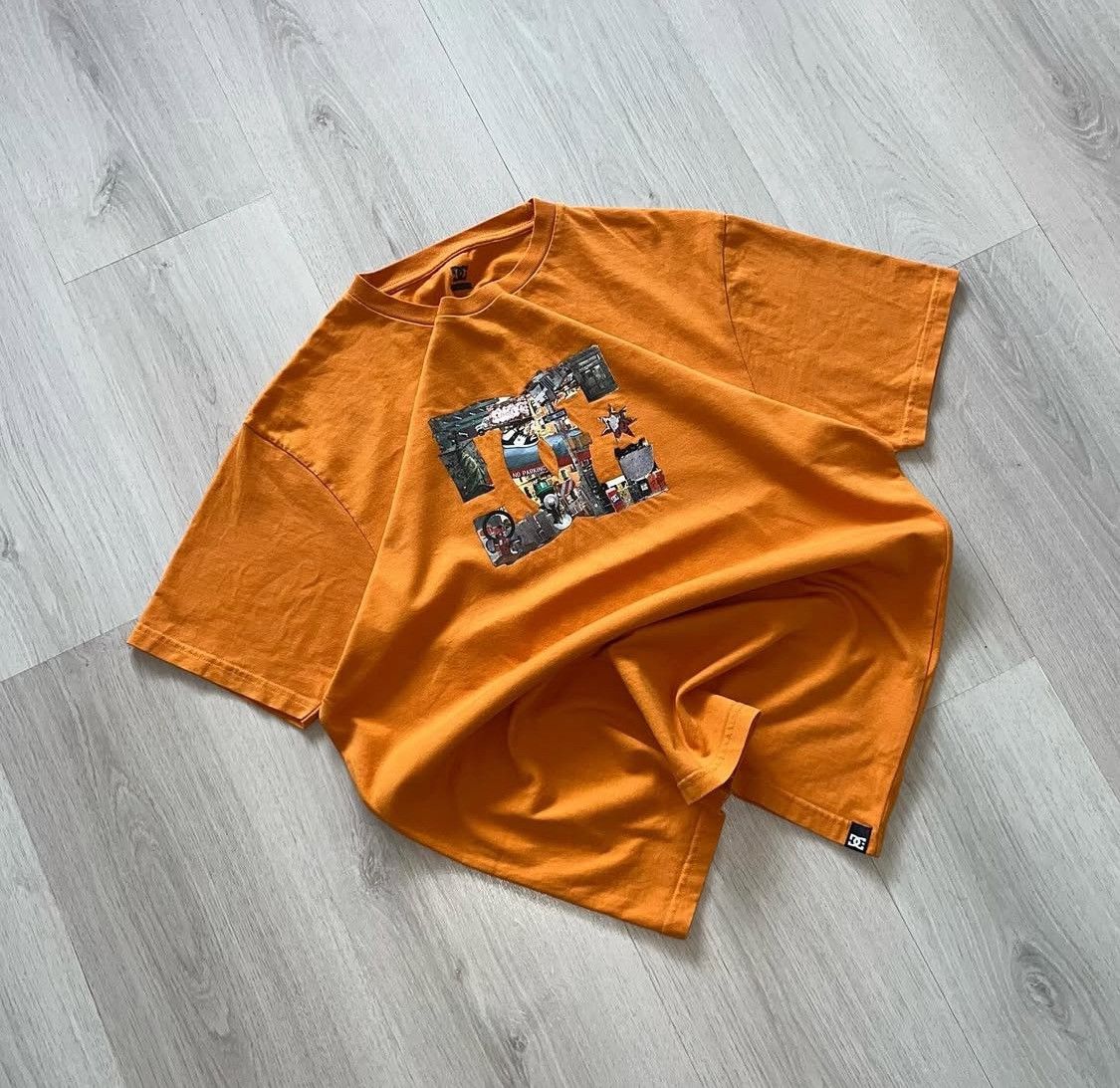 DC T shirt dc shoes Size US L / EU 52-54 / 3 - 3 Thumbnail