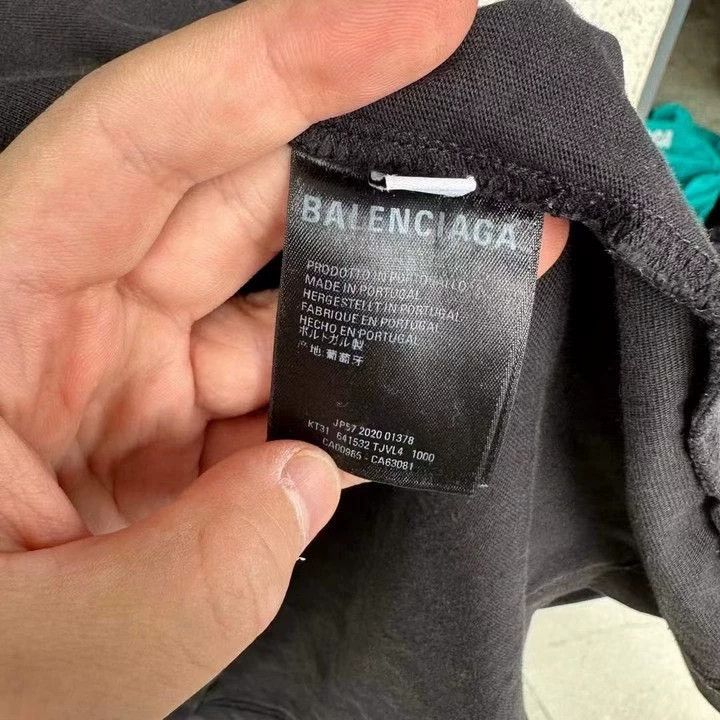 Balenciaga Balenciaga Back defile short sleeve Size US S / EU 44-46 / 1 - 5 Thumbnail