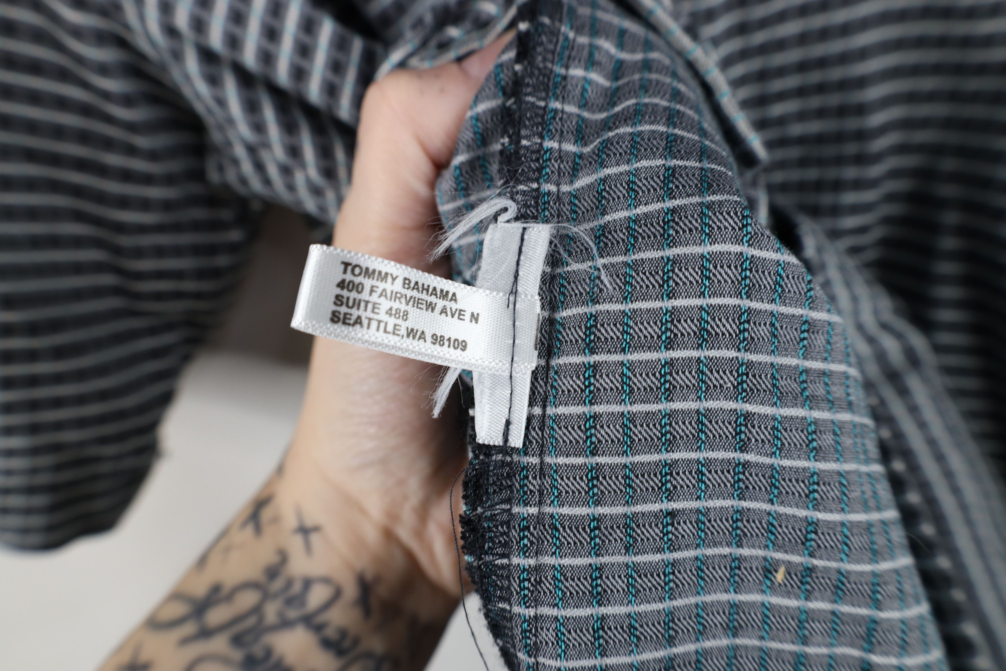 Tommy Bahama Tommy Bahama Striped Seer Sucker Short Sleeve Button Shirt Size US XL / EU 56 / 4 - 10 Thumbnail