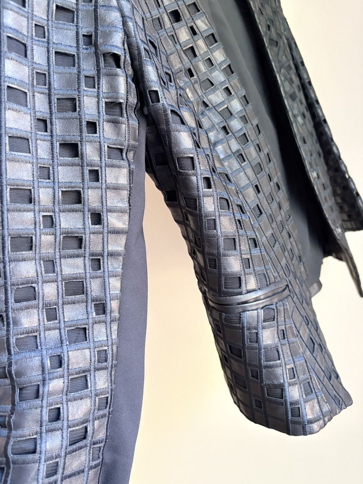 Other therine Malandrino Black Laser-Cut Leather Size XS / US 0-2 / IT 36-38 - 8 Thumbnail