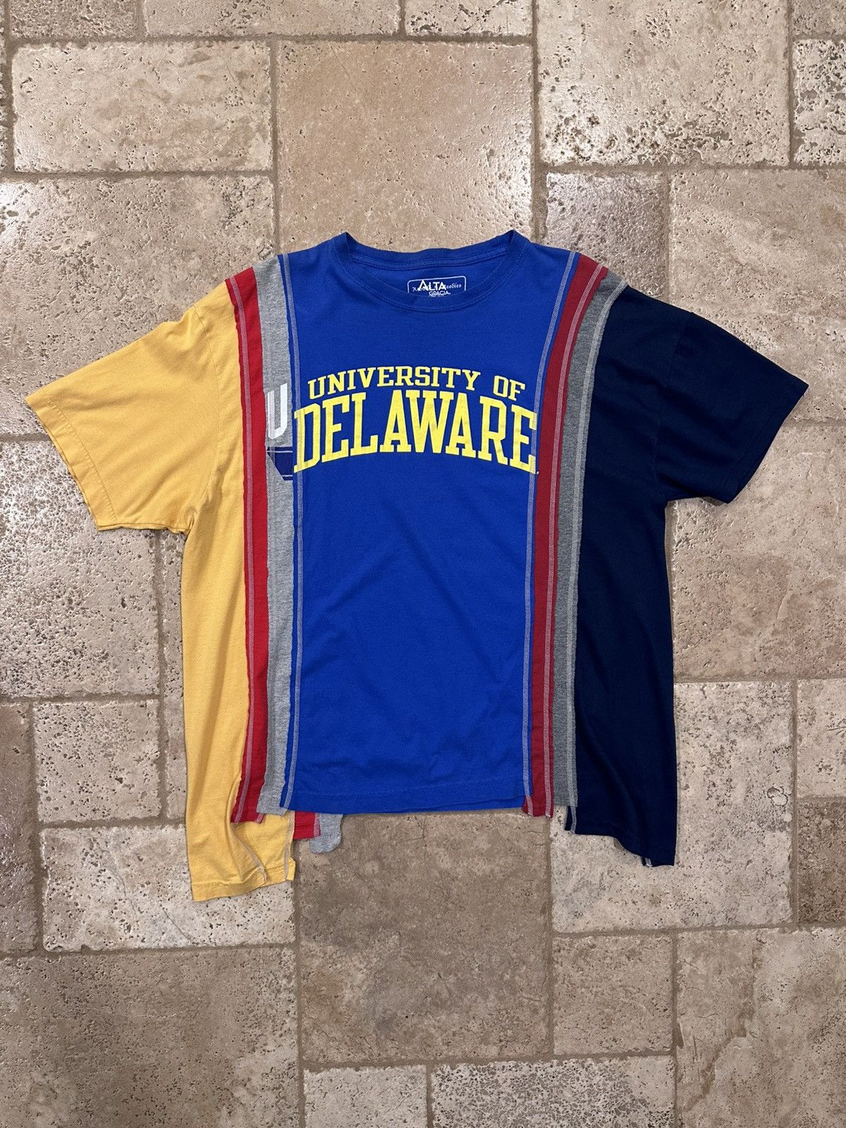 Needles Needles Vintage Remake College University of Delaware SS Tee Size US XL / EU 56 / 4 - 1 Thumbnail