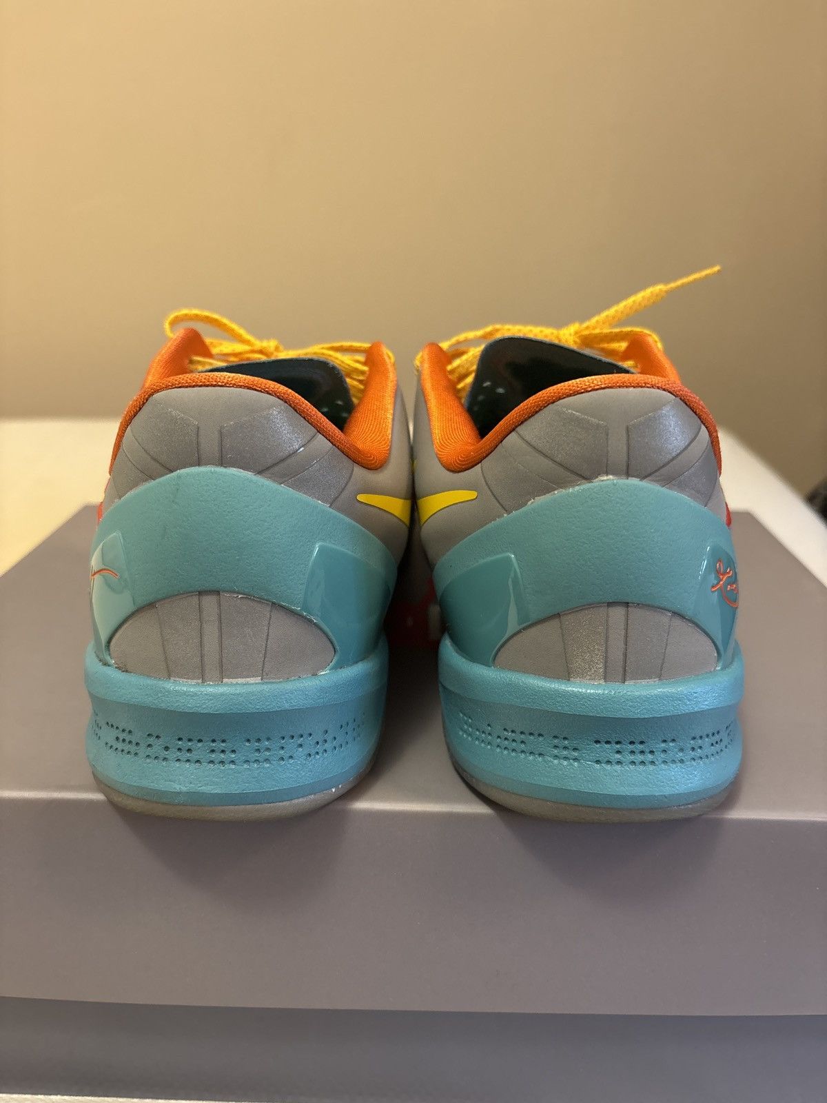 Nike Nike Kobe VIII Protro Venice Beach Size US 9 / EU 42 - 4 Thumbnail