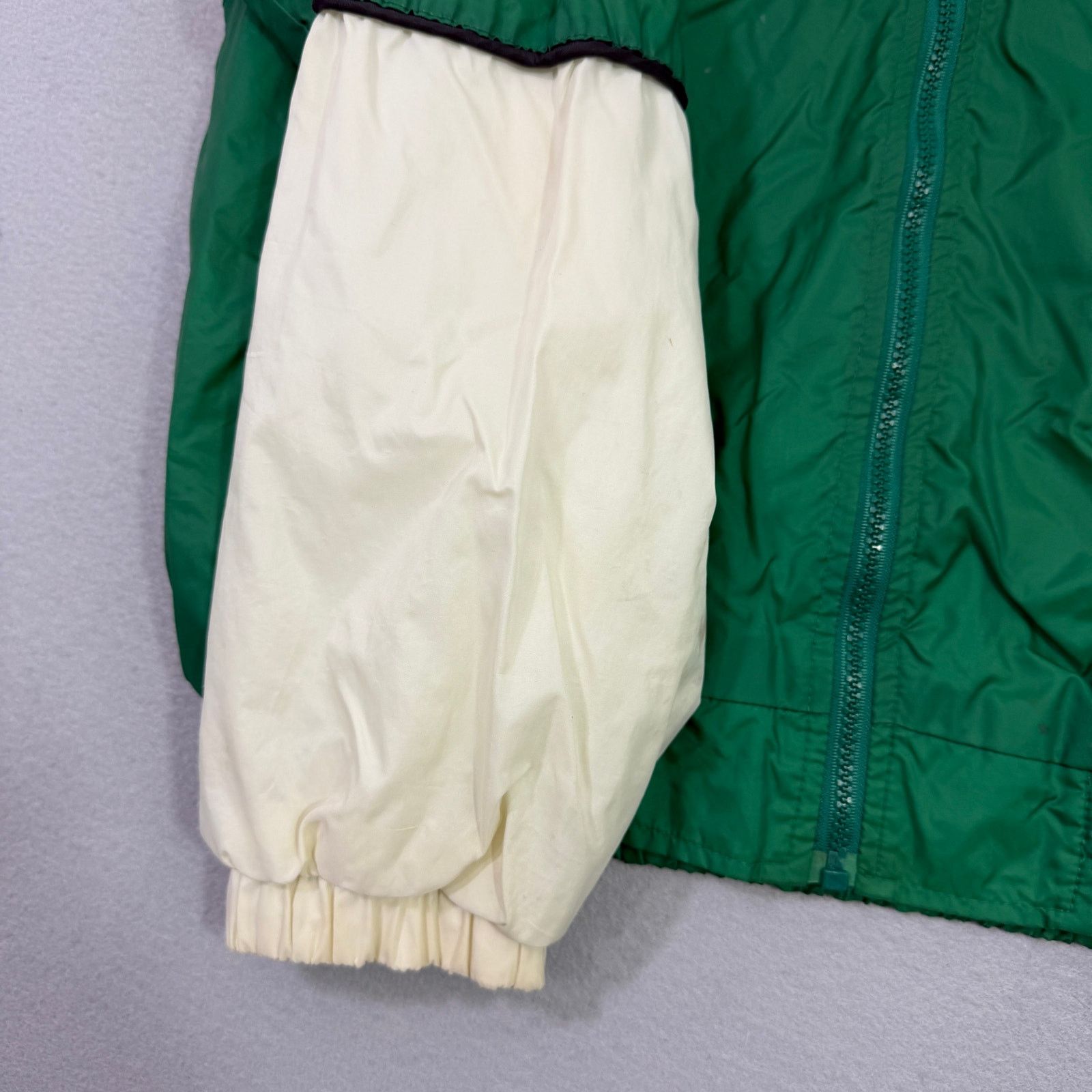 Vintage Vintage Starter Boston Celtics Windbreaker Jacket Large Size US L / EU 52-54 / 3 - 8 Thumbnail