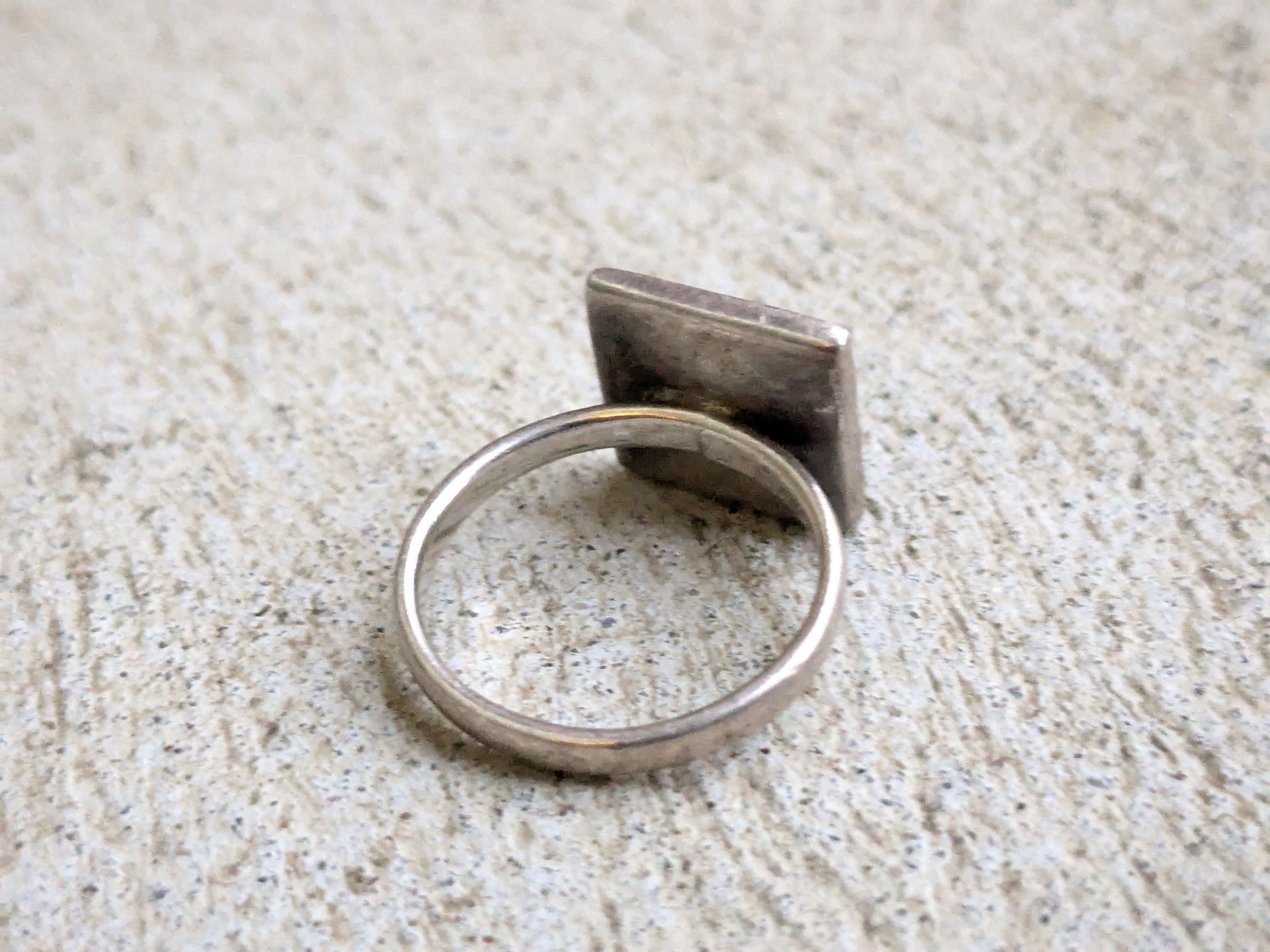 Vintage Vintage Sterling Silver Signet Ring Square Engraved Antique Size ONE SIZE - 8 Thumbnail