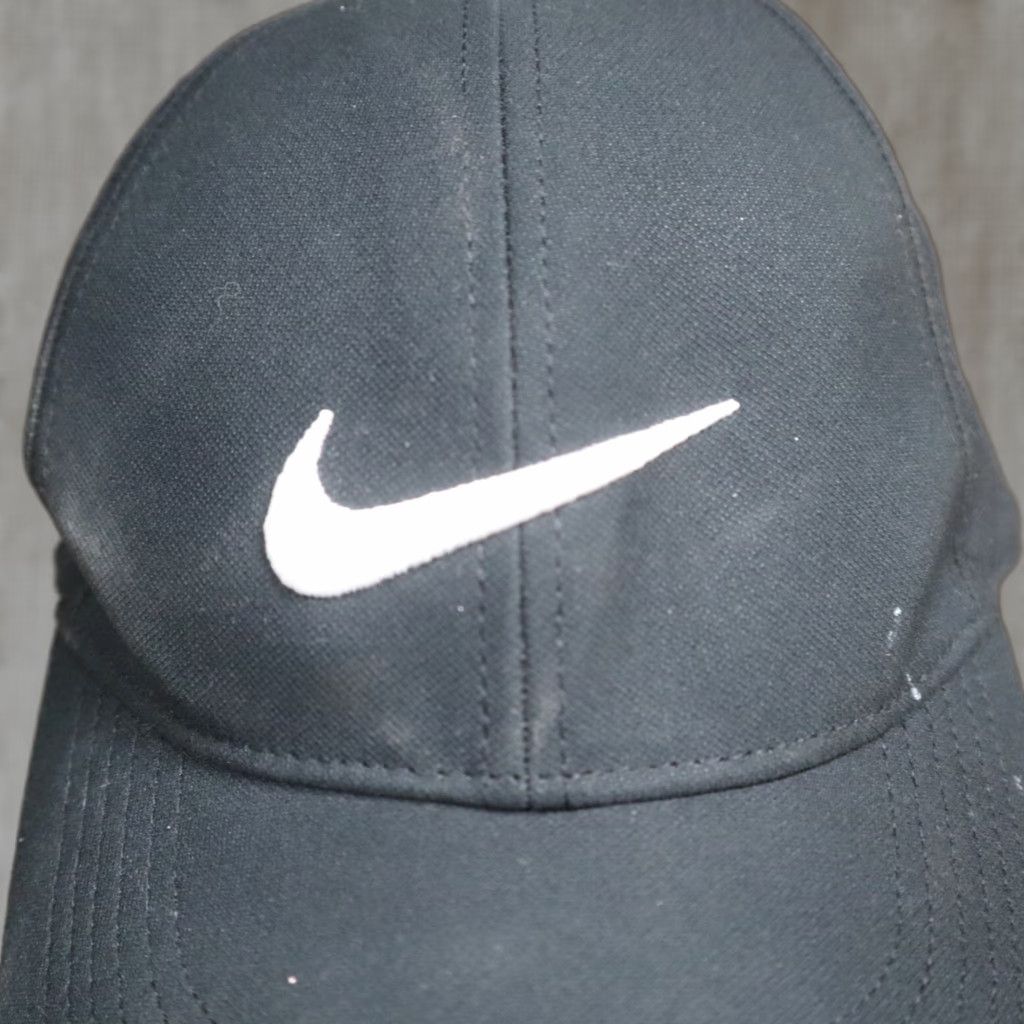 Nike Nike Hat Cap One Size Black Lightweight Baseball Mens Adjustable Swoosh Golf Running Cap Size ONE SIZE - 1 Thumbnail