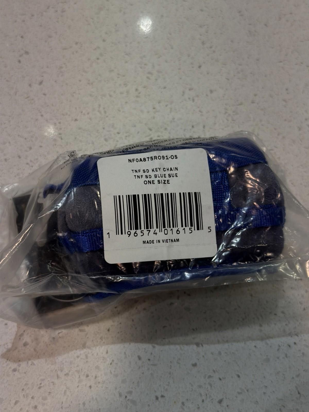 Supreme Supreme The North Face Suede Base Camp Duffle Keychain Blue Size ONE SIZE - 1 Thumbnail