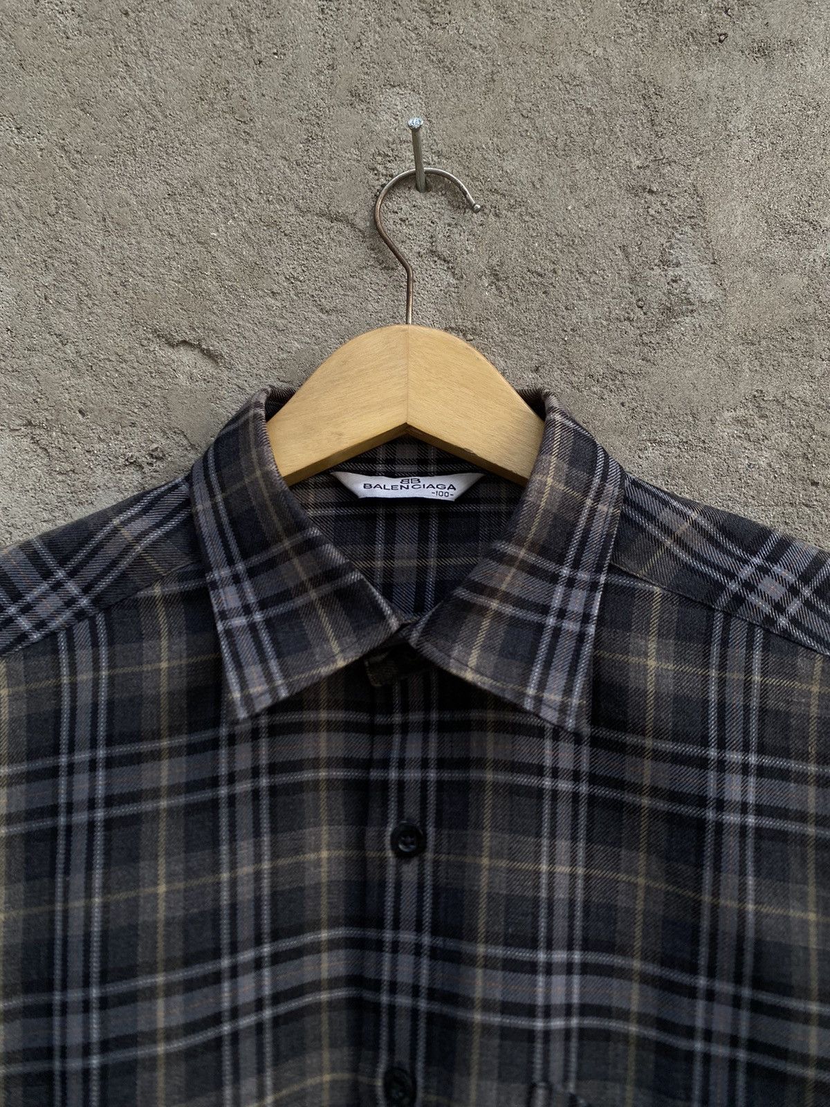 Balenciaga Vintage Balenciaga Plaid button up shirt Size US L / EU 52-54 / 3 - 4 Thumbnail