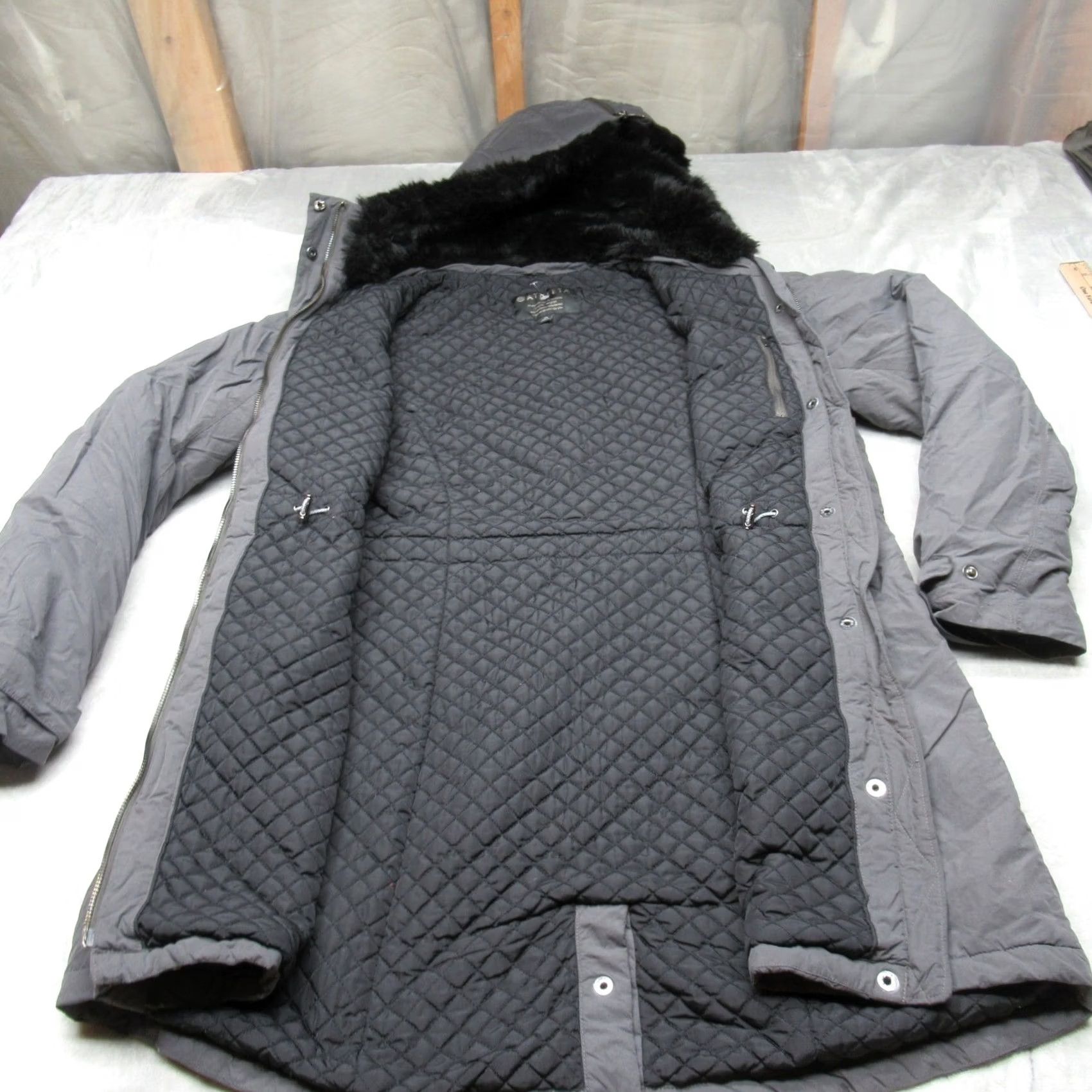 Athleta Athleta Jacket Women XL Gray Hooded Quilted Insulated Full Zip Parka Coat Size XL / US 12-14 / IT 48-50 - 4 Thumbnail
