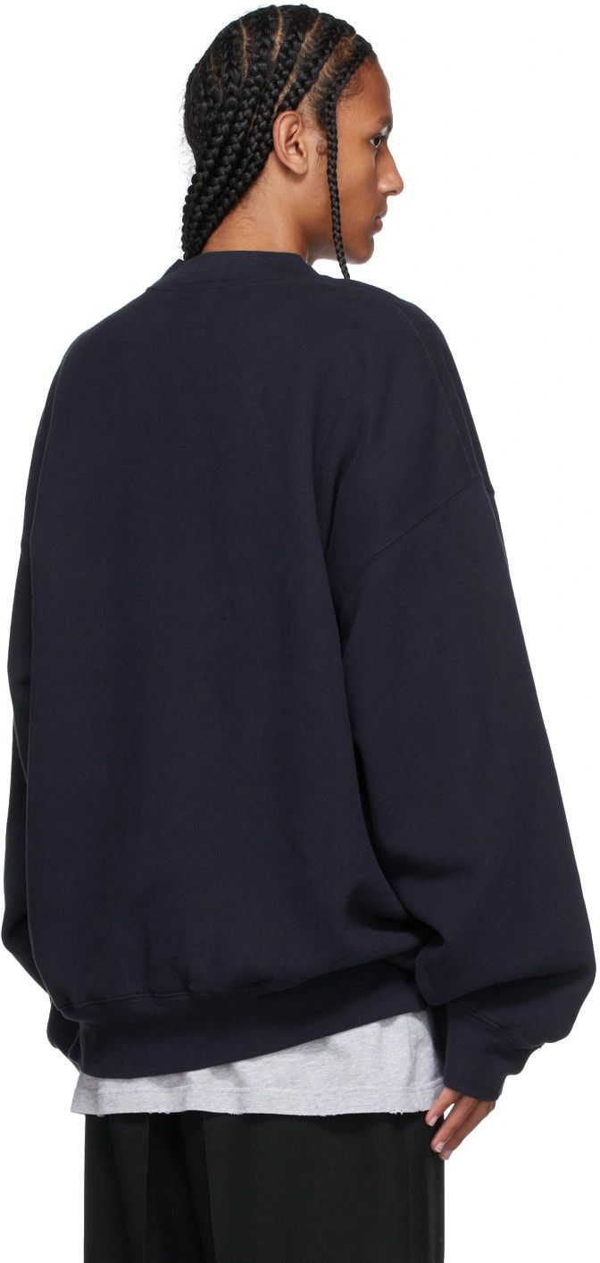 o1mt1gz0524 Hybrid Crewneck Sweater in Navy