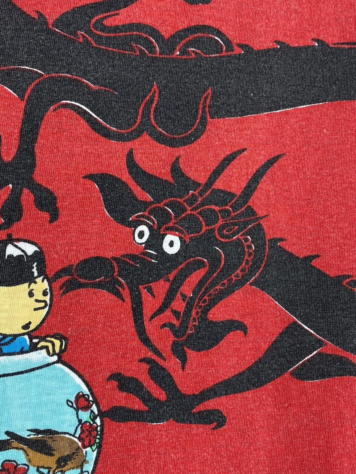 Cartoon Network 🔥 TINTIN BLUE LOTUS TEE VINTAGE 90S DRAGON CHINA VIBE Size US M / EU 48-50 / 2 - 5 Thumbnail