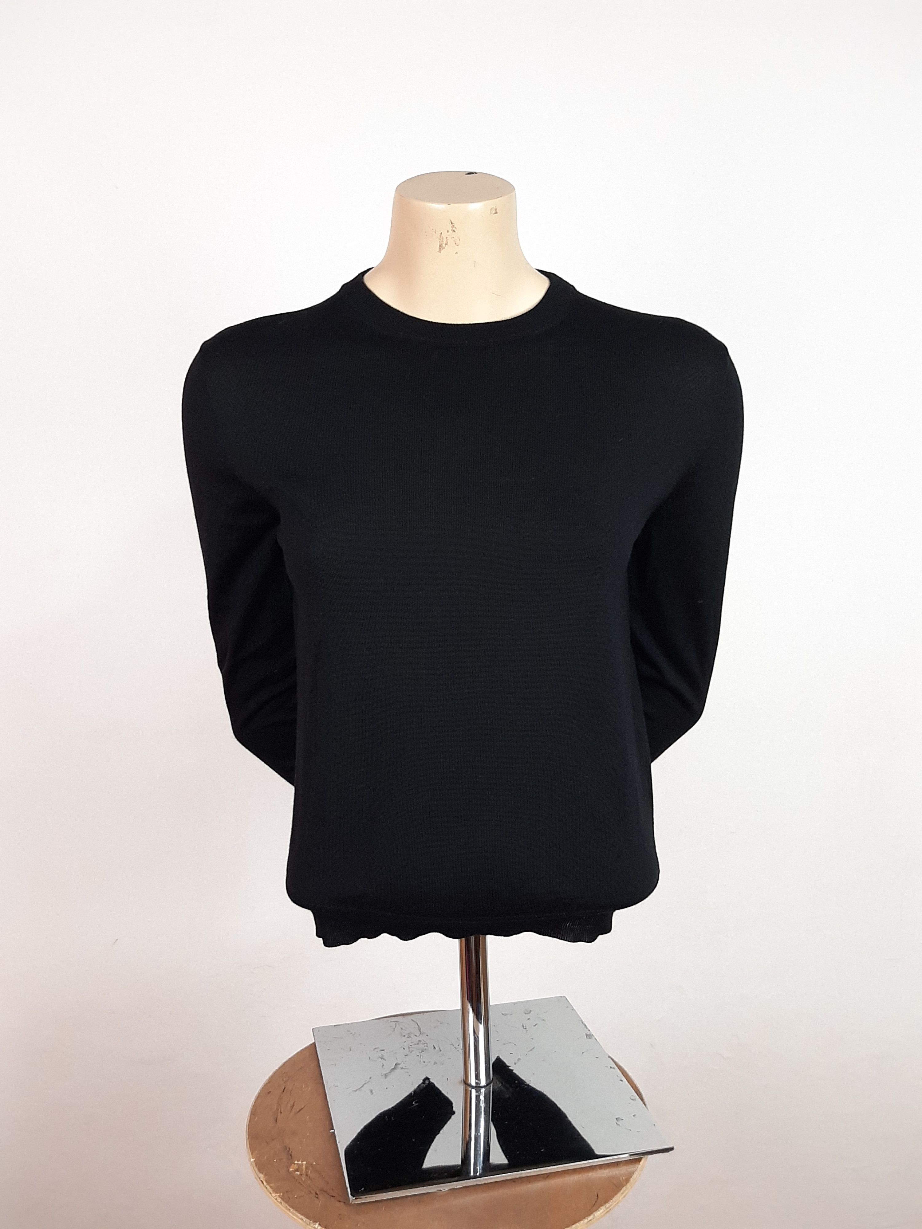 Balenciaga Balenciaga Back Logo Sweater Black Women's Size XS Size XS / US 0-2 / IT 36-38 - 4 Thumbnail